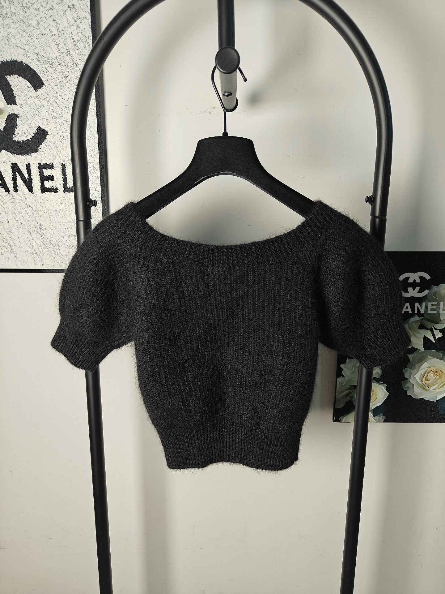 Celine Celine Knit White Sweater S Women Size S / US 4 / IT 40 - 2 Thumbnail