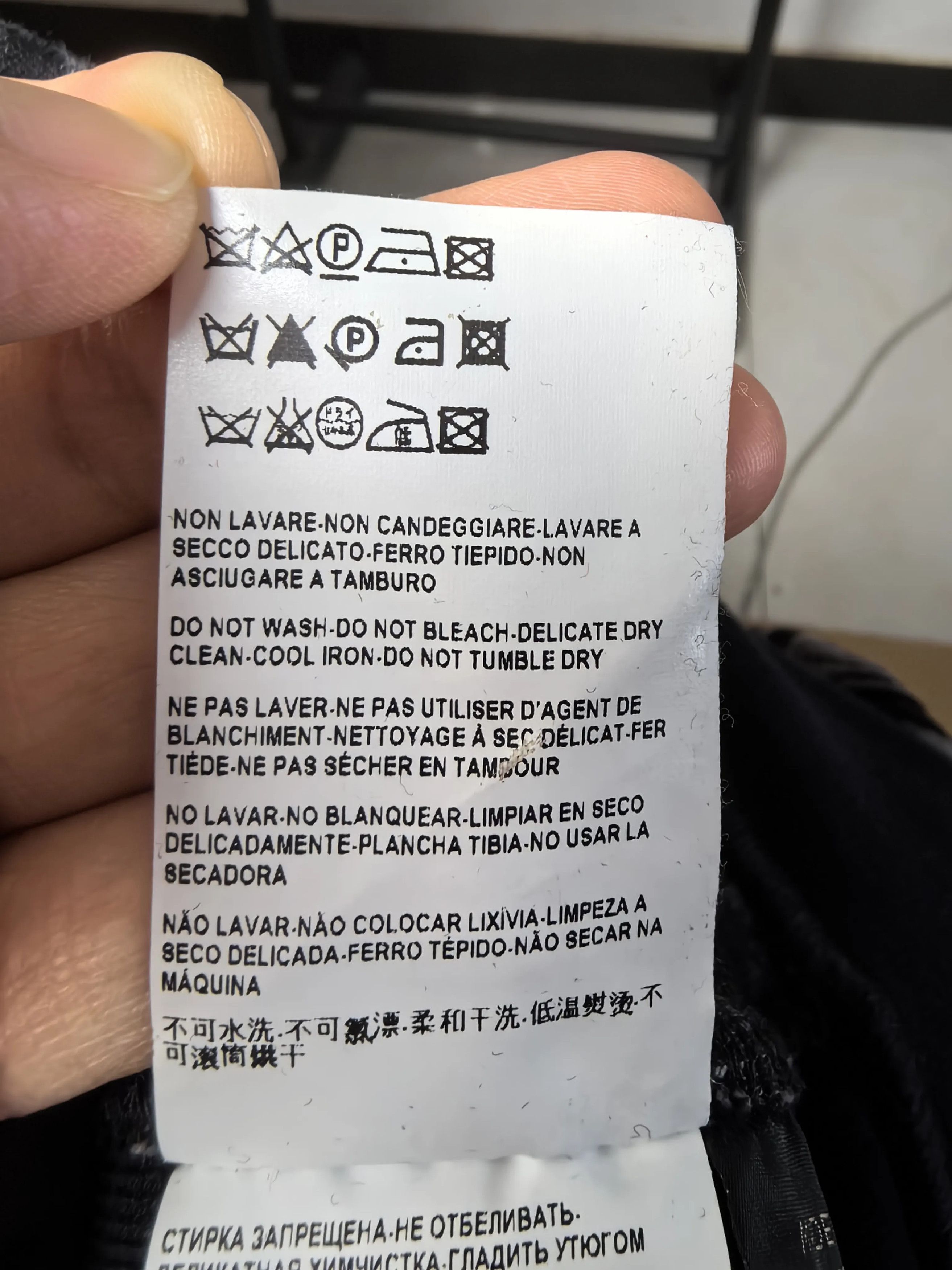 Versace Versace Black Light Jacket xs Men Size US XS / EU 42 / 0 - 5 Thumbnail