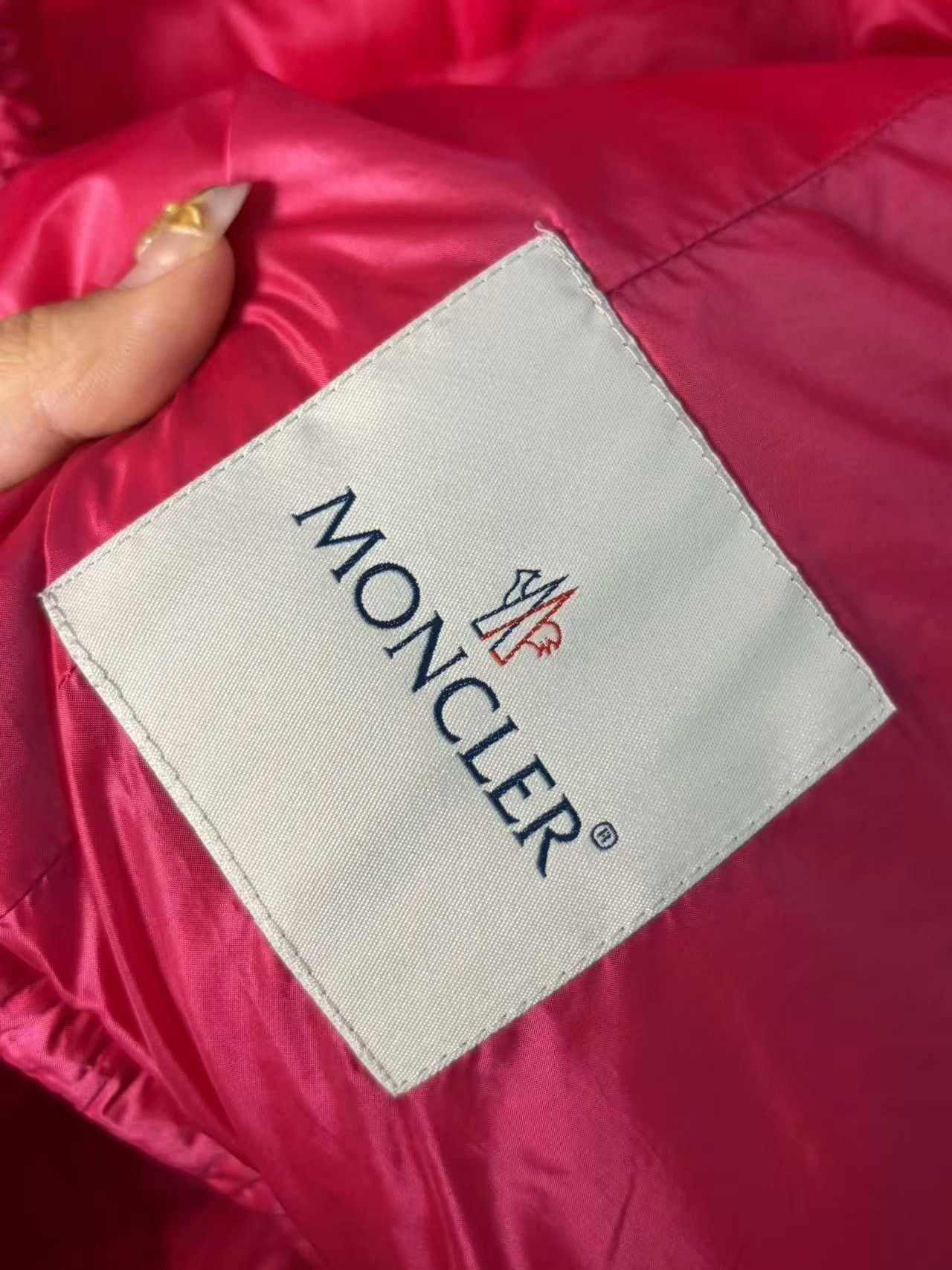Moncler Moncler Down White Down Jacket M Women Size M / US 6-8 / IT 42-44 - 5 Thumbnail