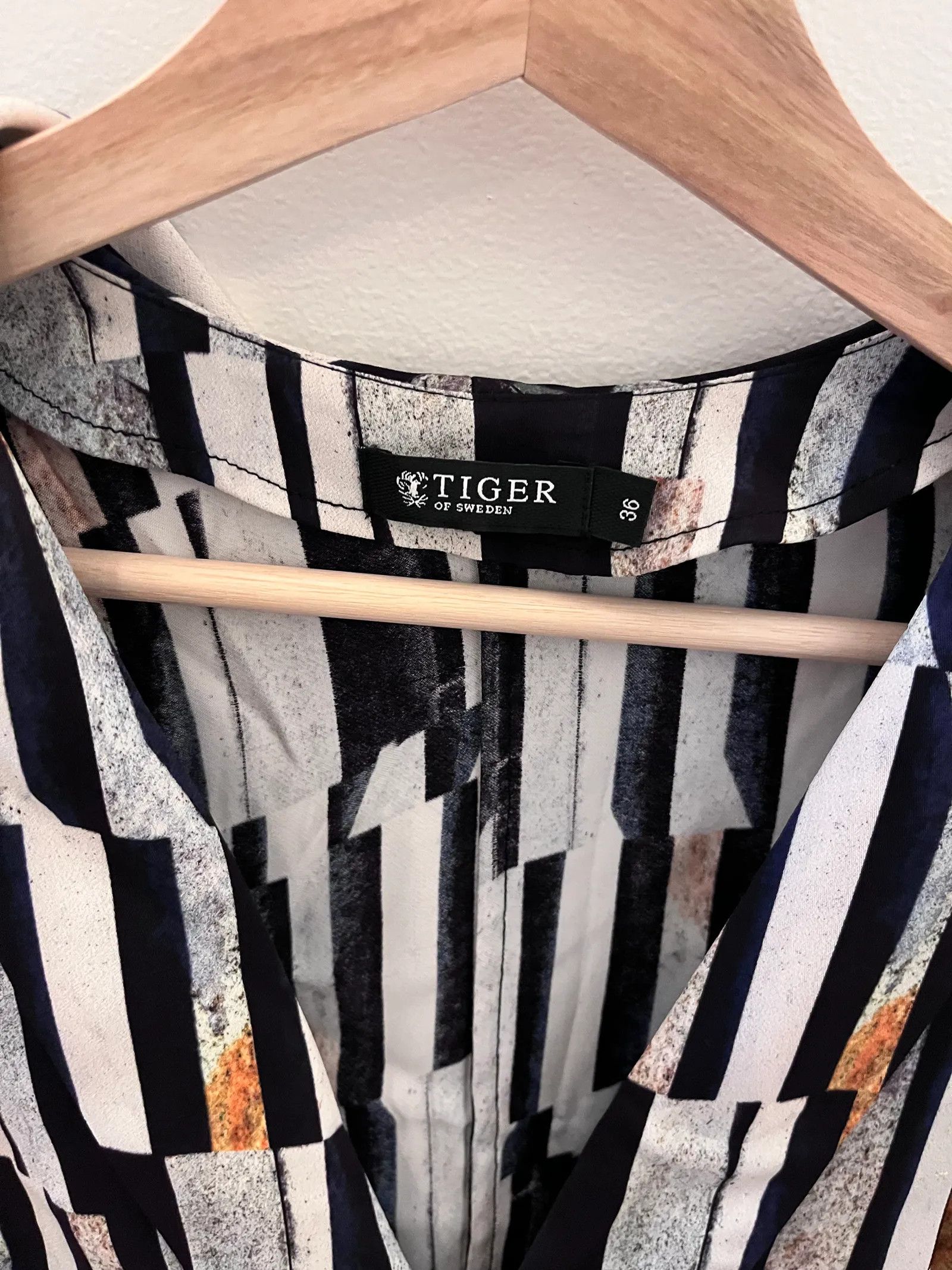 Tiger of Sweden Tiger of Sweden Vikki pri Dress Size XS / US 0-2 / IT 36-38 - 2 Thumbnail