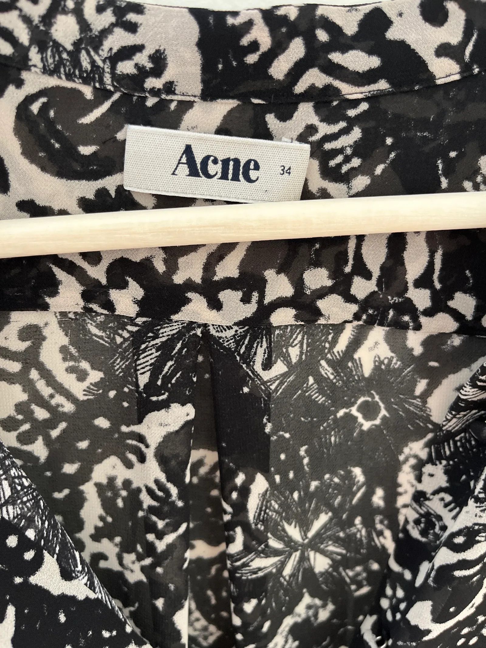 Acne Studios Acne Studios Blouse Size XS / US 0-2 / IT 36-38 - 2 Thumbnail