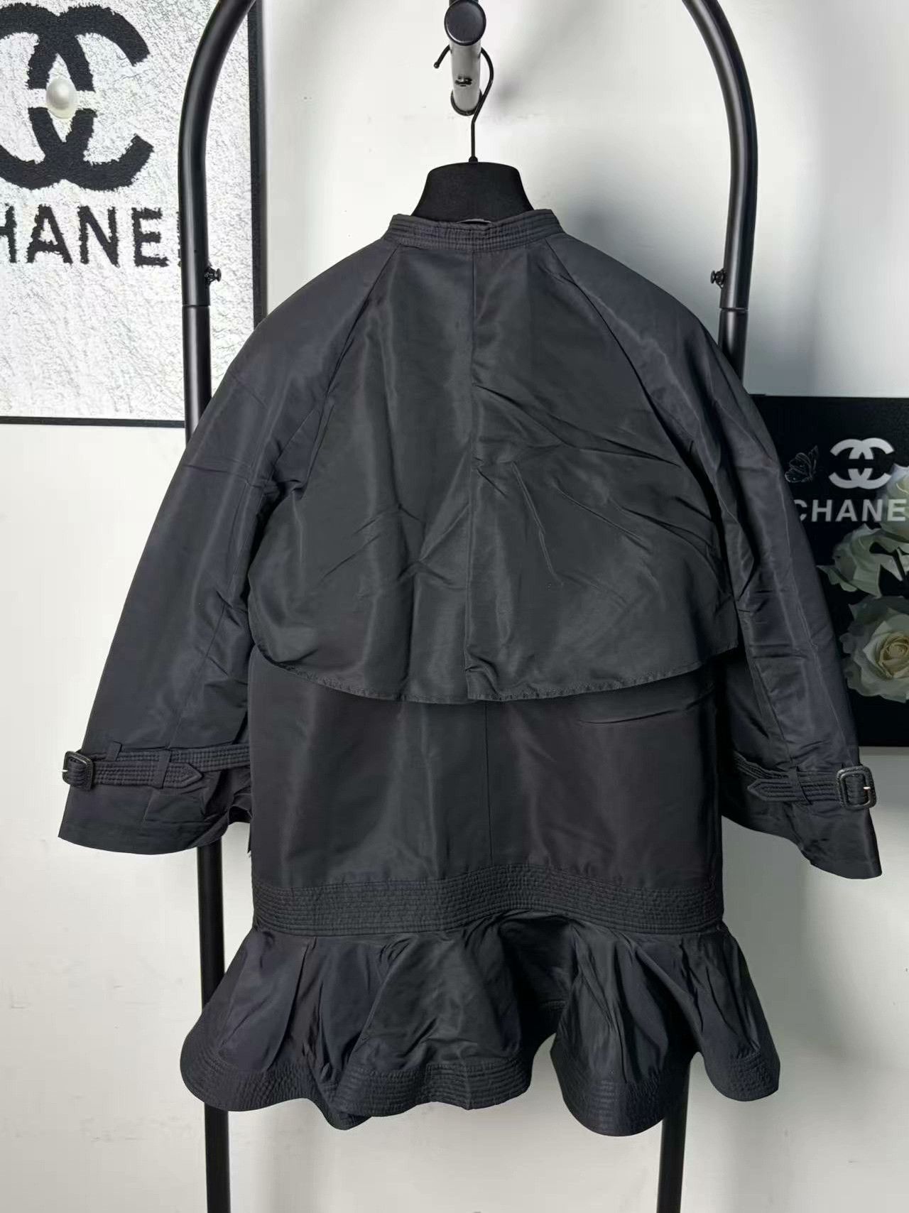 Moncler Moncler Nylon White Light Jacket m Men Size US M / EU 48-50 / 2 - 2 Thumbnail