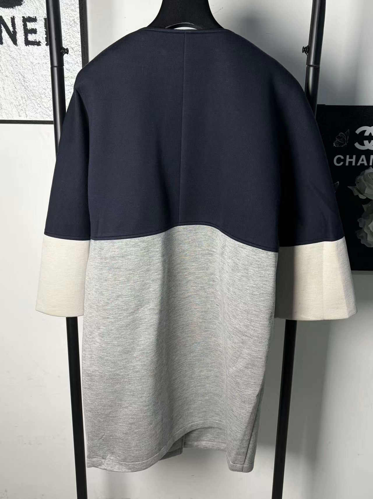 Max Mara Max Mara White Coat M Women Size M / US 6-8 / IT 42-44 - 2 Thumbnail