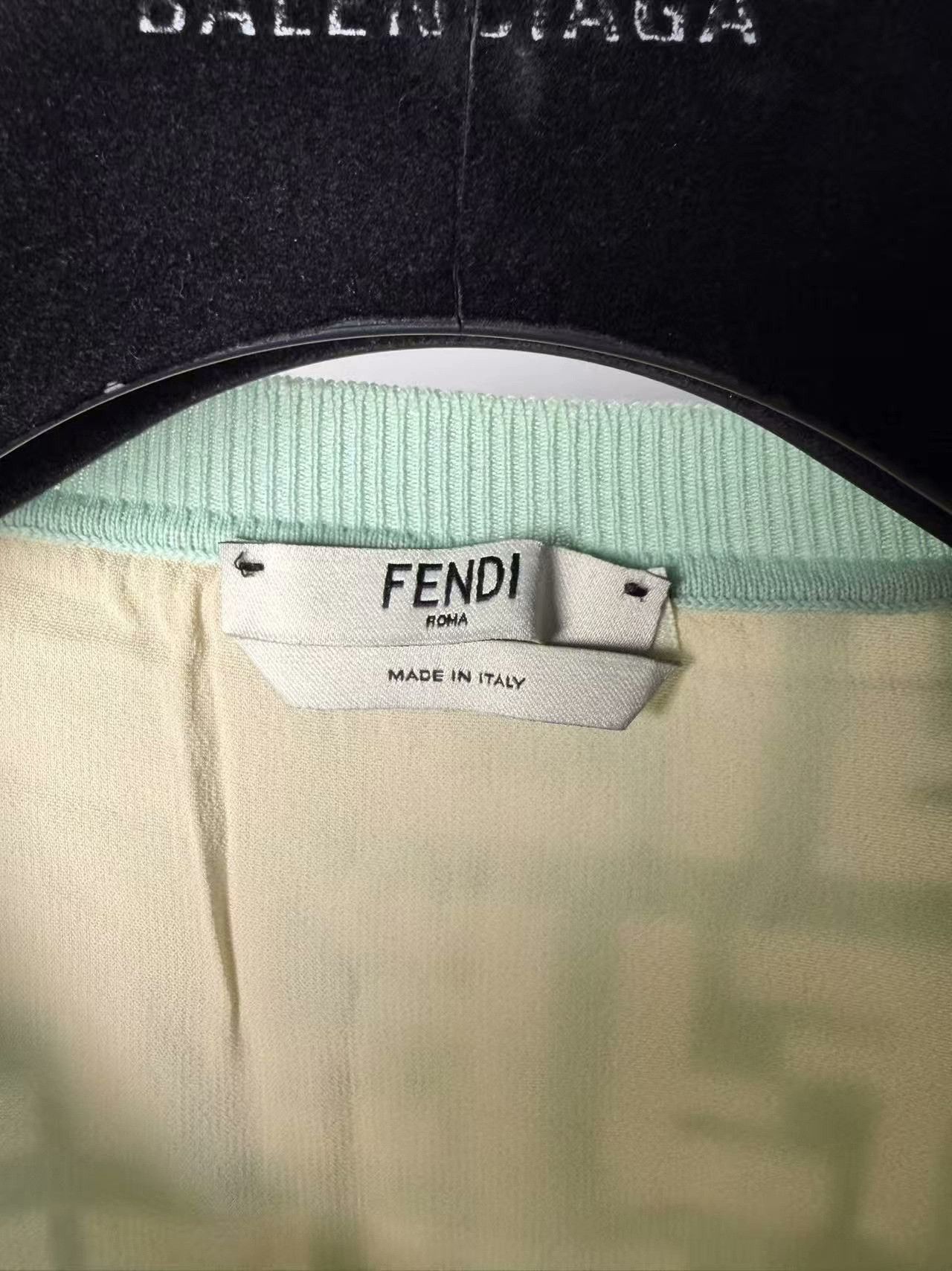 Fendi Fendi Knit White T-Shirt xl Men Size US XL / EU 56 / 4 - 4 Thumbnail