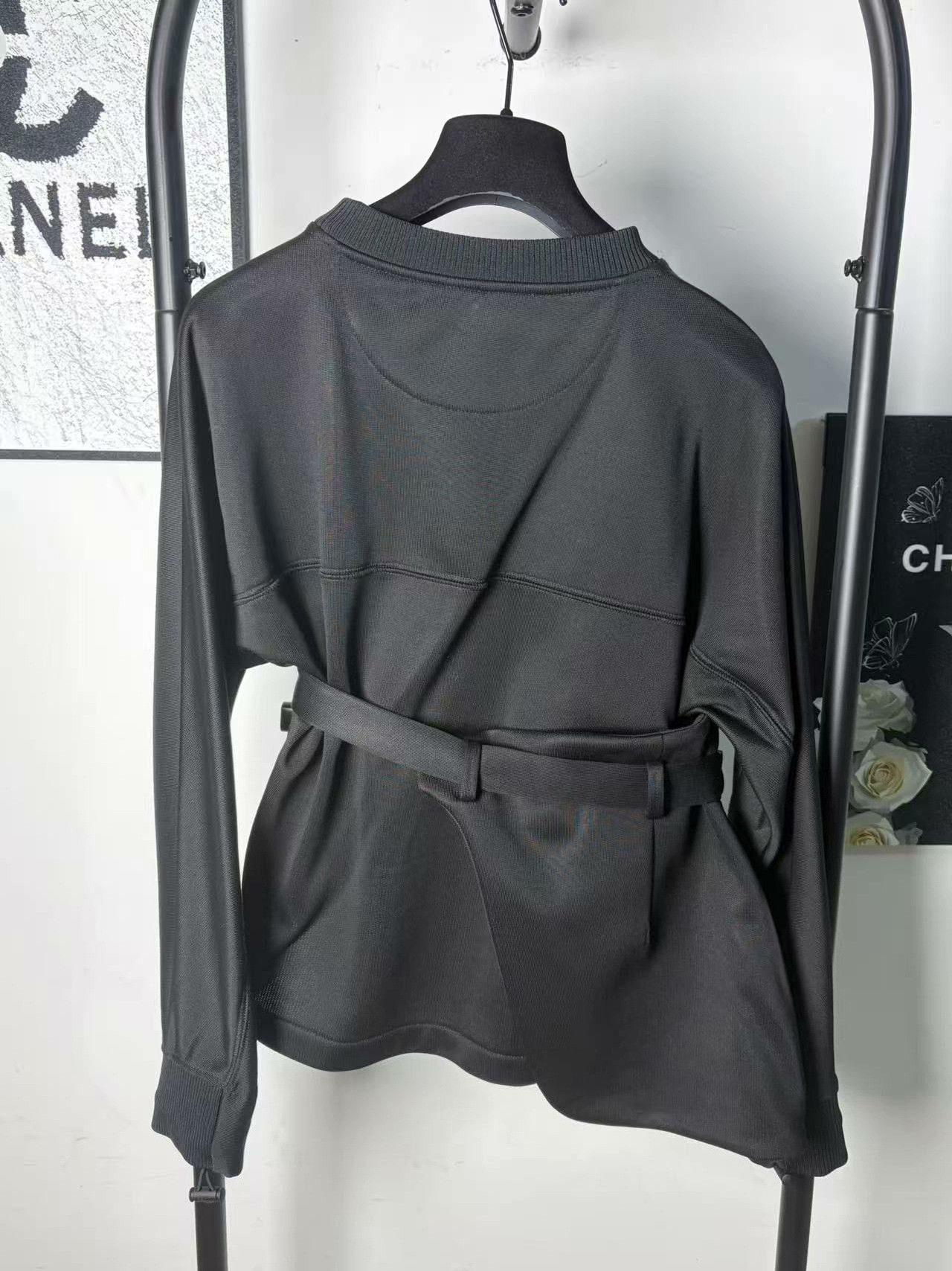 Fendi Fendi Metallic White Hoodie XS Women Size XS / US 0-2 / IT 36-38 - 2 Thumbnail