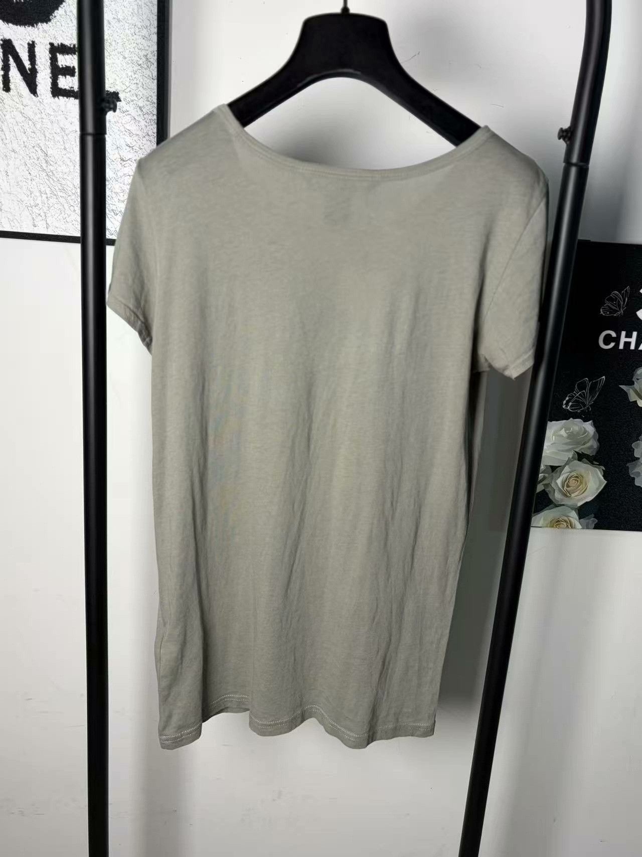 Marc by Marc Jacobs Marc by Marc Jacobs White T-Shirt S Women Size S / US 4 / IT 40 - 2 Thumbnail