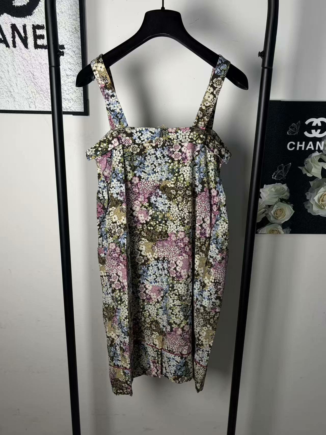 Max Mara Max Mara Floral White T-Shirt M Women Size M / US 6-8 / IT 42-44 - 2 Thumbnail