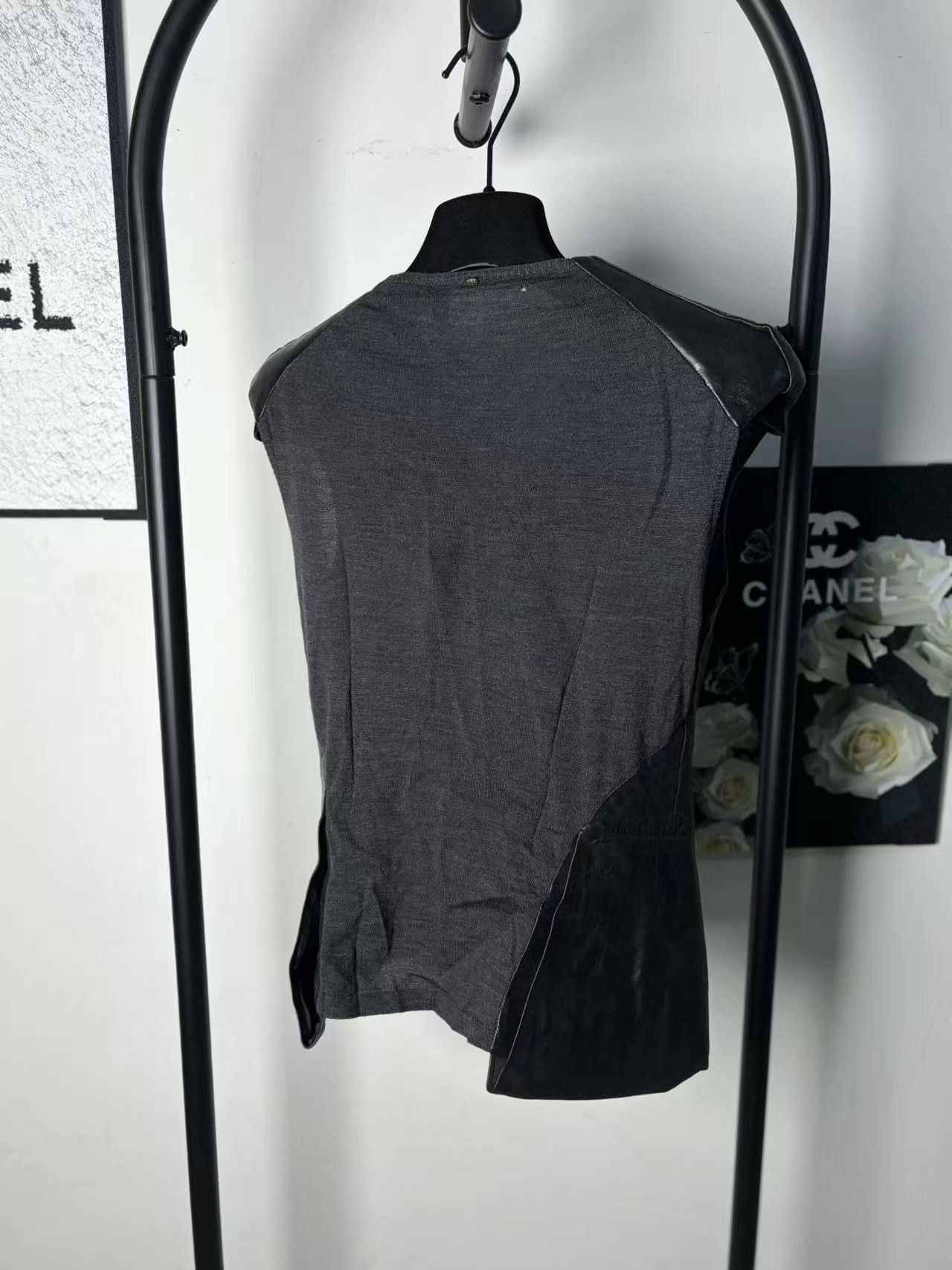 Max Mara Max Mara White Vest M Women Size M / US 6-8 / IT 42-44 - 2 Thumbnail