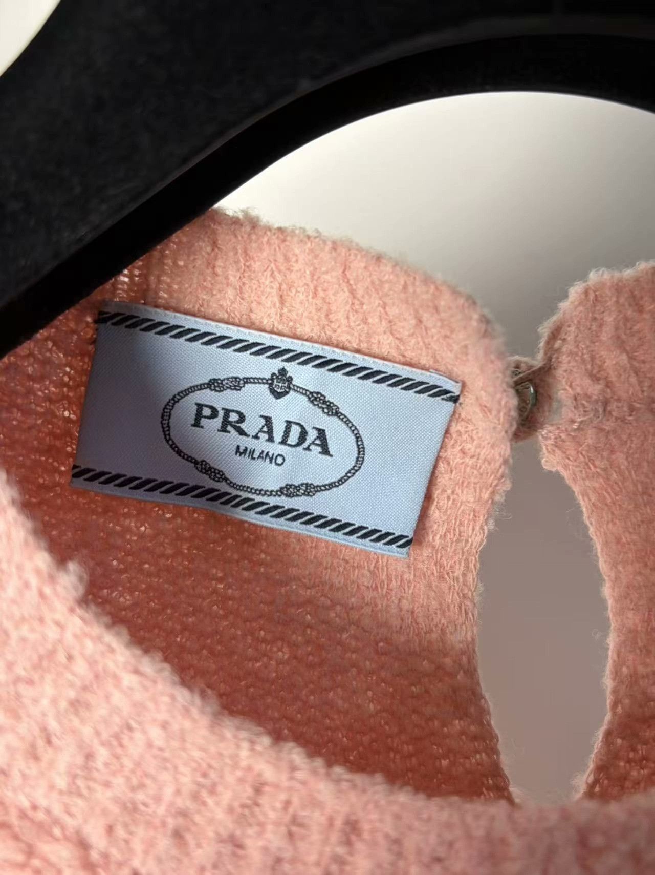 Prada Prada Knit White Sweater XL Women Size XL / US 12-14 / IT 48-50 - 4 Thumbnail