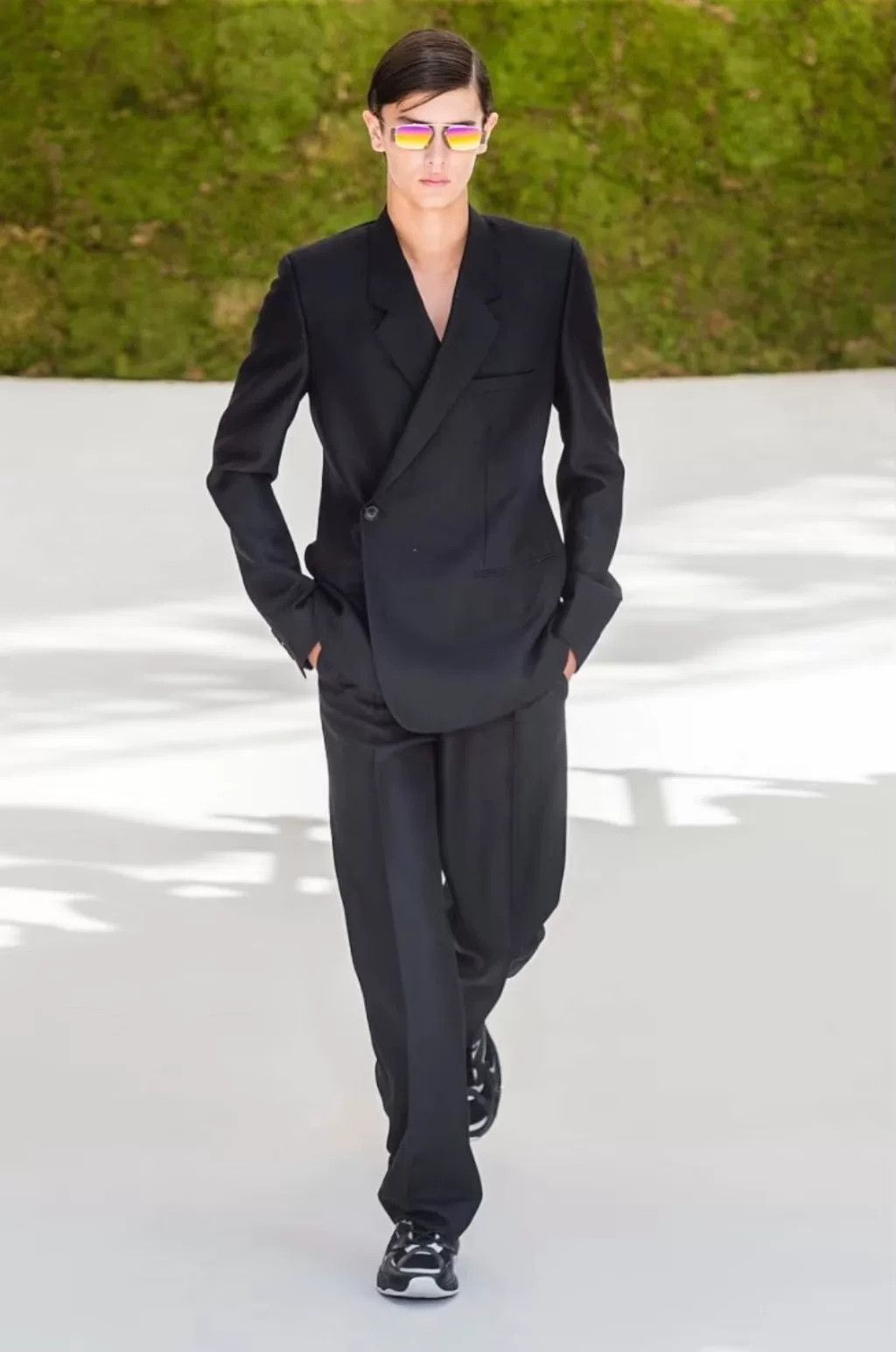 Dior Dior Man 19SS Runway Asymmetric Button Suit Size US M / EU 48-50 / 2 - 7 Thumbnail