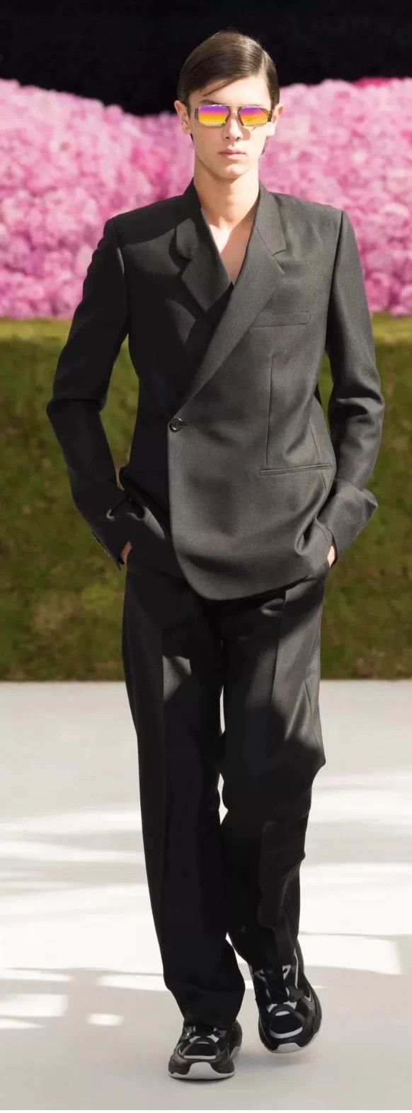 Dior Dior Man 19SS Runway Asymmetric Button Suit Size US M / EU 48-50 / 2 - 9 Thumbnail