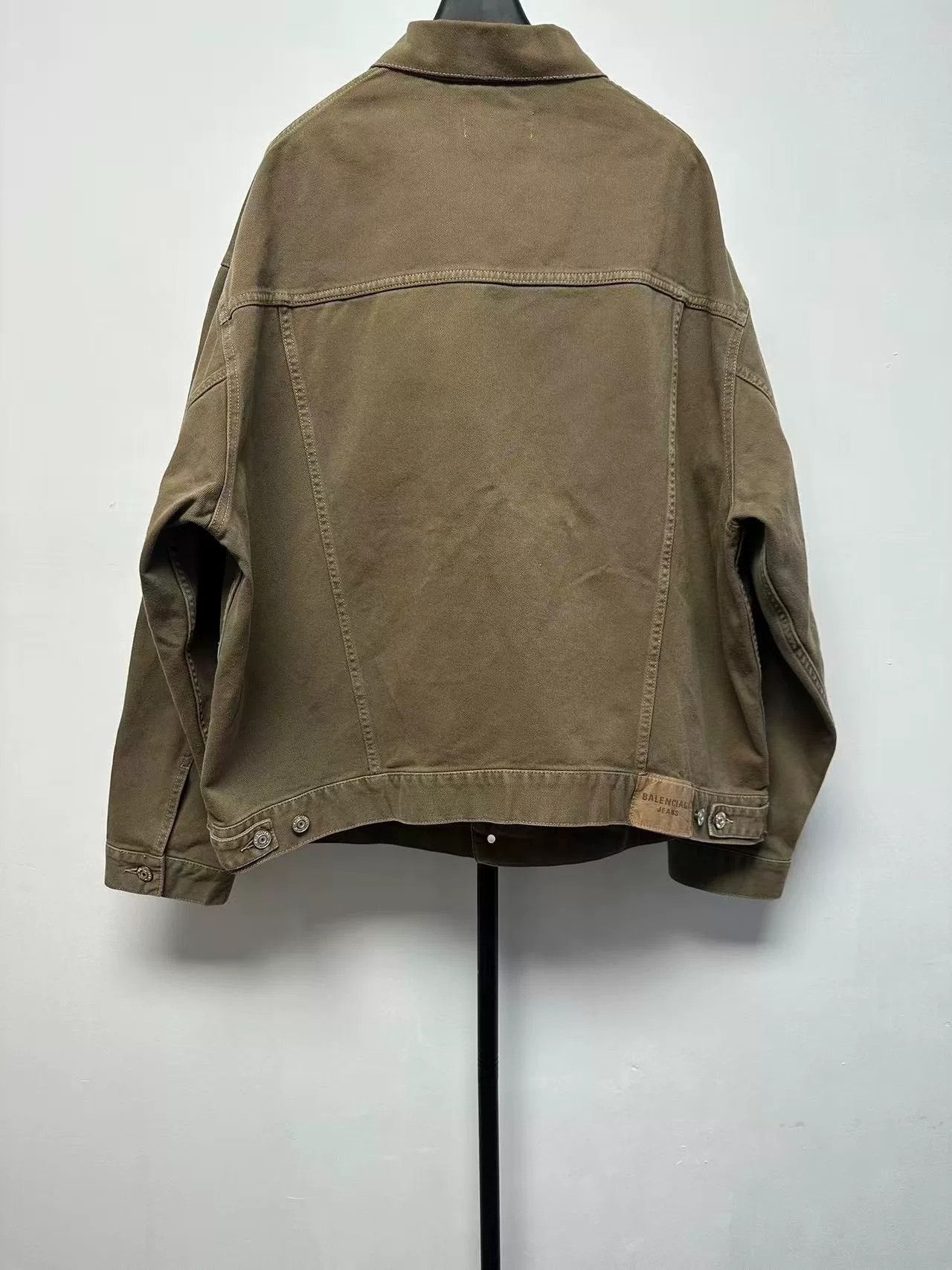 Balenciaga Balenciaga Solid Single-Breasted Pocket Denim Jacket Size XS / US 0-2 / IT 36-38 - 2 Thumbnail