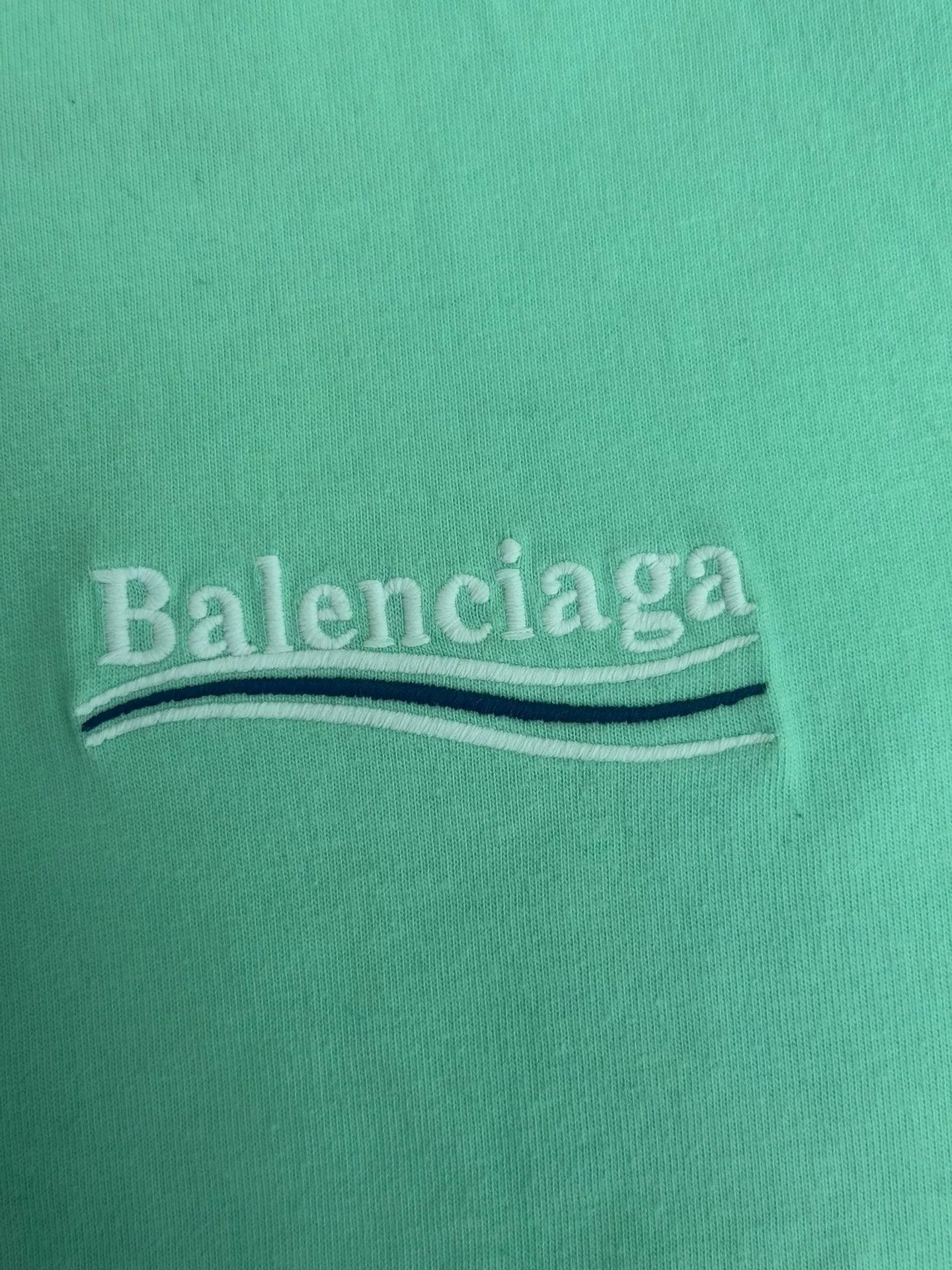 Balenciaga Balenciaga Logo Crewneck Oversized Short-Sleeve T-Shirt Size XS / US 0-2 / IT 36-38 - 3 Thumbnail
