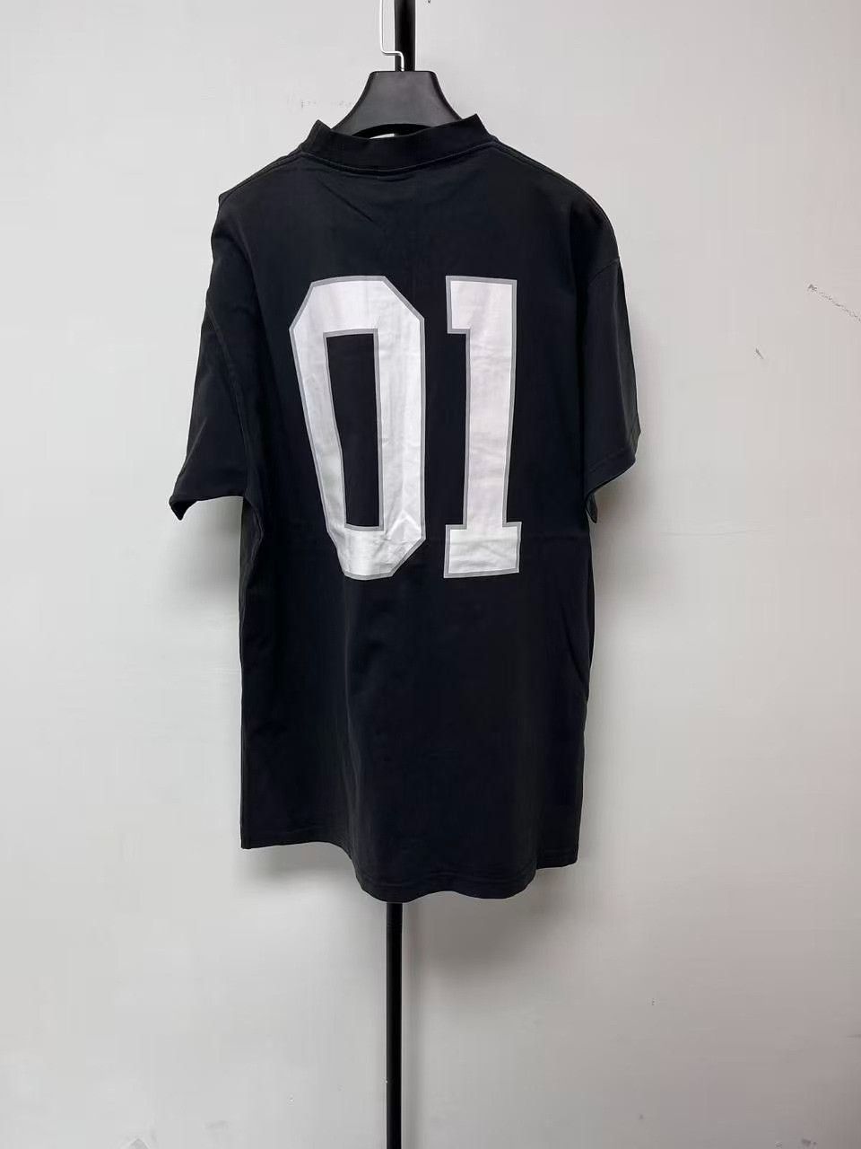 Balenciaga Balenciaga Men's Logo Print Crewneck T-Shirt Size US S / EU 44-46 / 1 - 2 Thumbnail