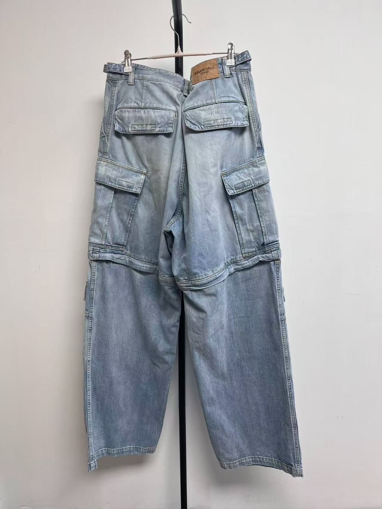Balenciaga Balenciaga Washed Loose Mid-Rise Jeans Women Size 24" / US 00 / IT 34 - 2 Thumbnail