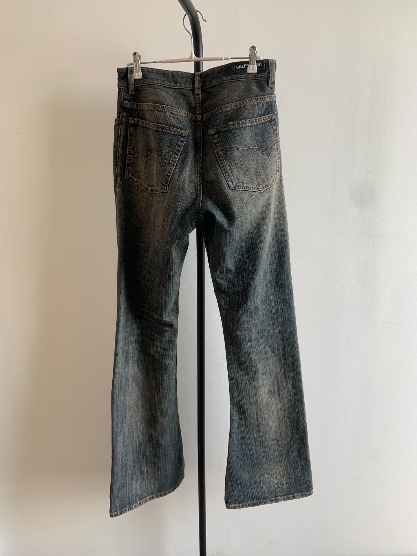 Balenciaga Balenciaga Mid-Rise Casual Flared Jeans S Size 36" / US 14 / IT 50 - 2 Thumbnail