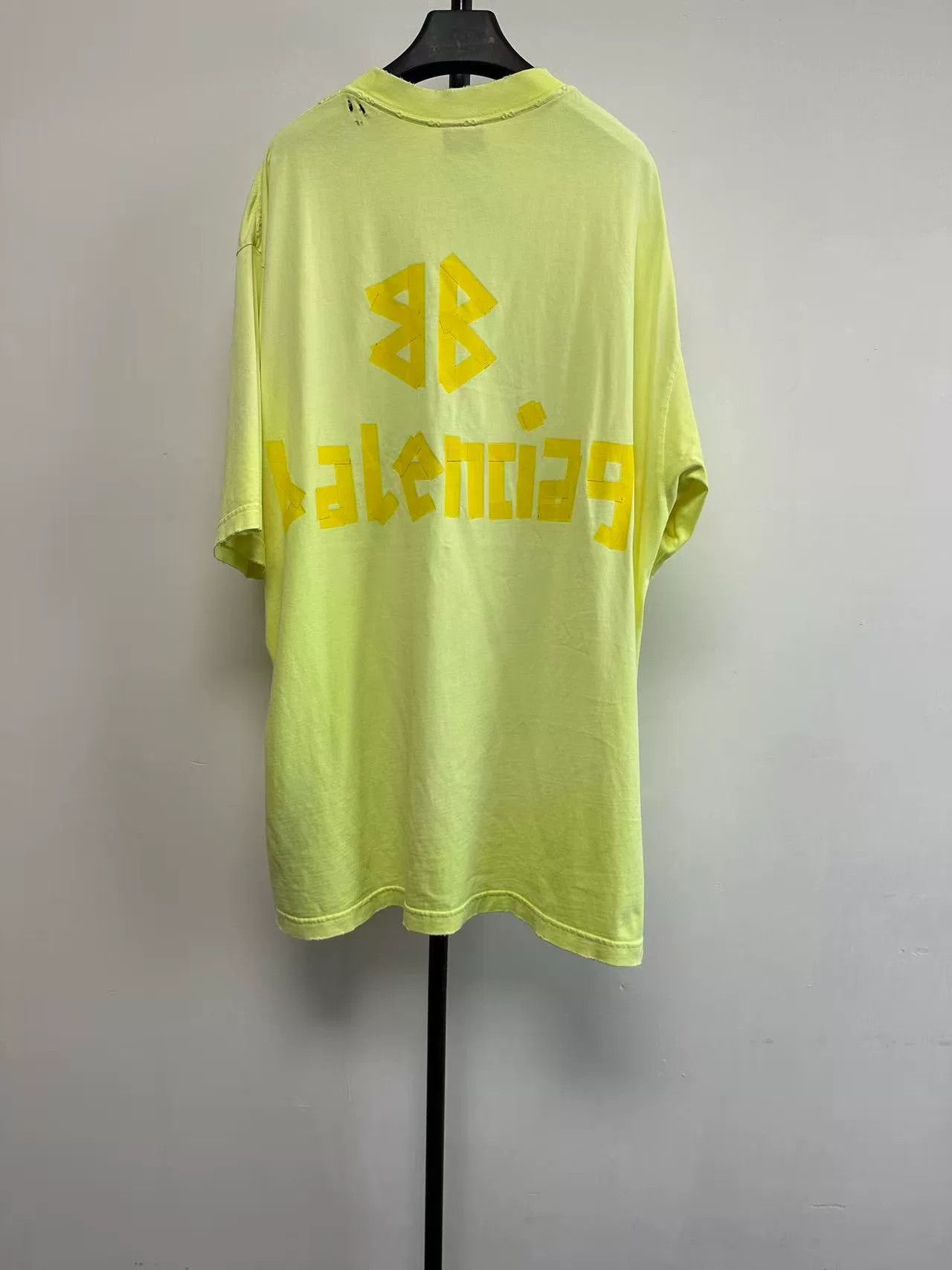Balenciaga Balenciaga Letter Print Crewneck T-Shirt Size US XL / EU 56 / 4 - 2 Thumbnail