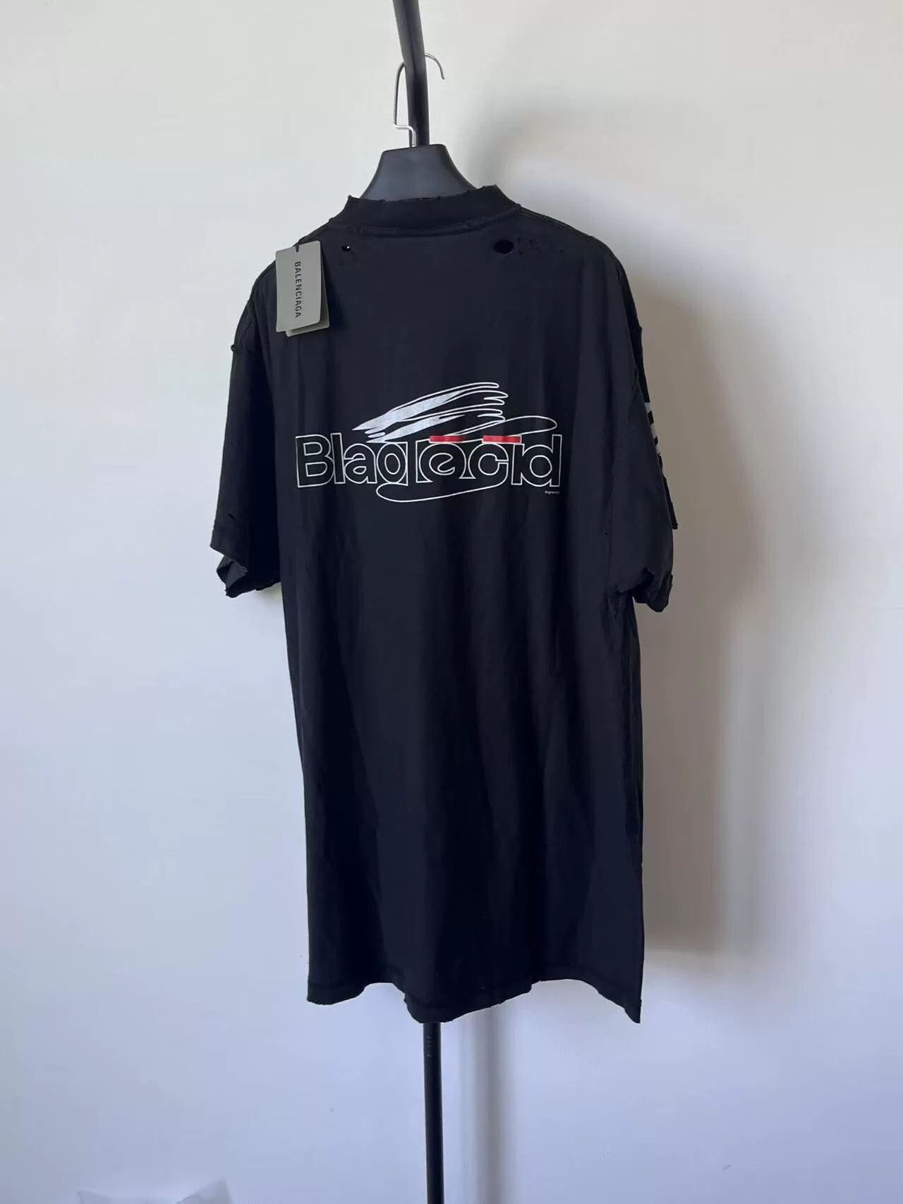Balenciaga Balenciaga Manchester United Mud-Dye Distressed T-Shirt Size US M / EU 48-50 / 2 - 2 Thumbnail