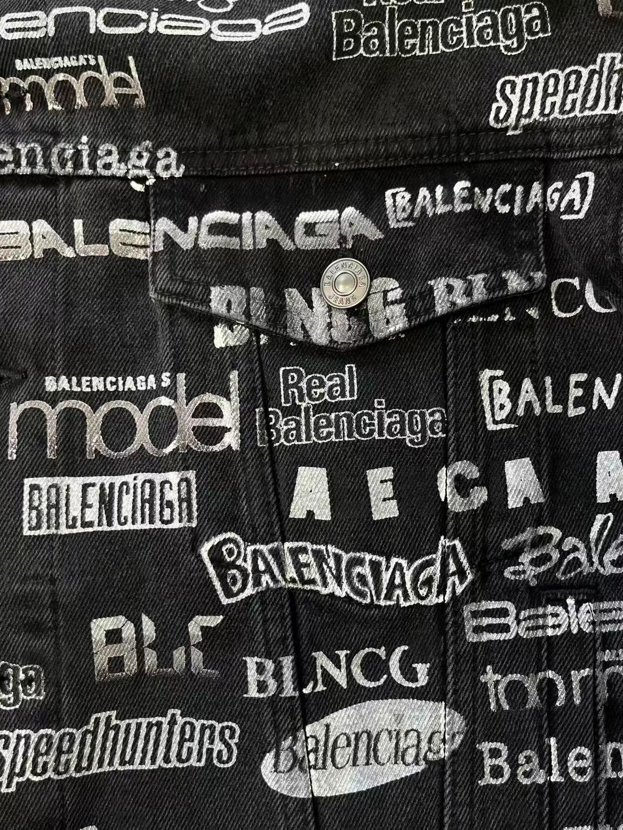 Balenciaga Balenciaga Men's Washed TV Print Jacket Size US S / EU 44-46 / 1 - 3 Thumbnail