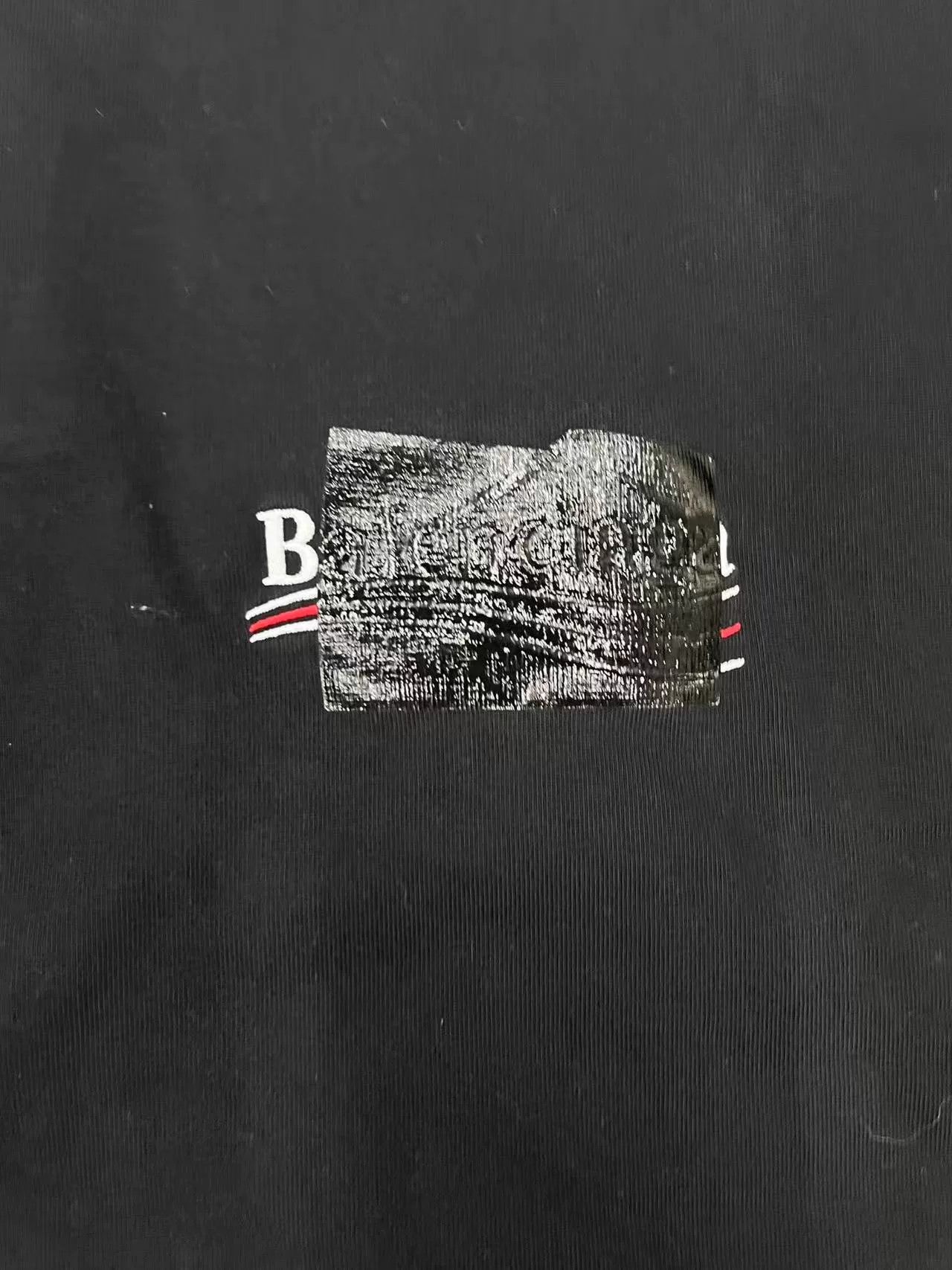 Balenciaga Balenciaga Men's Solid Logo Crewneck T-Shirt Size US L / EU 52-54 / 3 - 3 Thumbnail