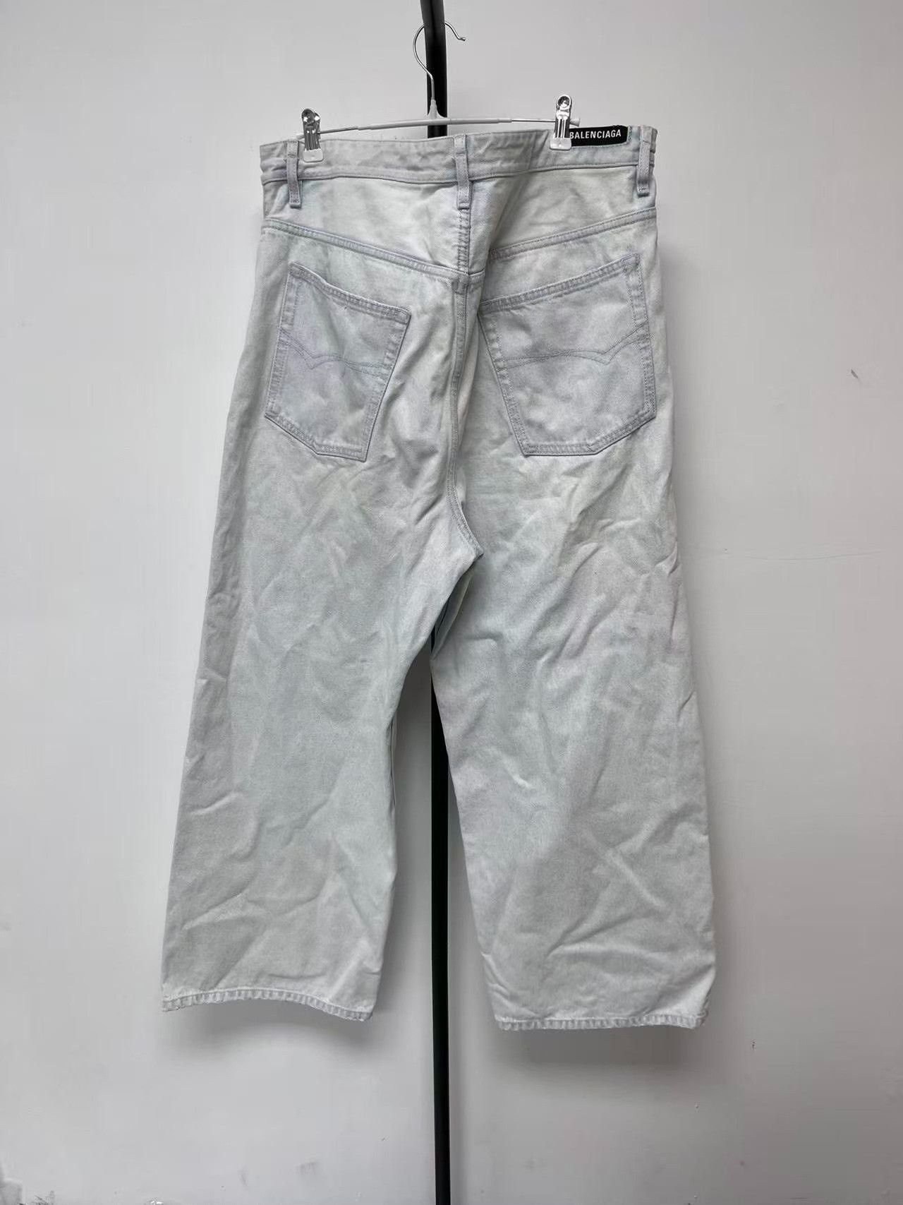 Balenciaga Balenciaga Men's Solid Straight Loose Jeans Size US 34 / EU 50 - 2 Thumbnail
