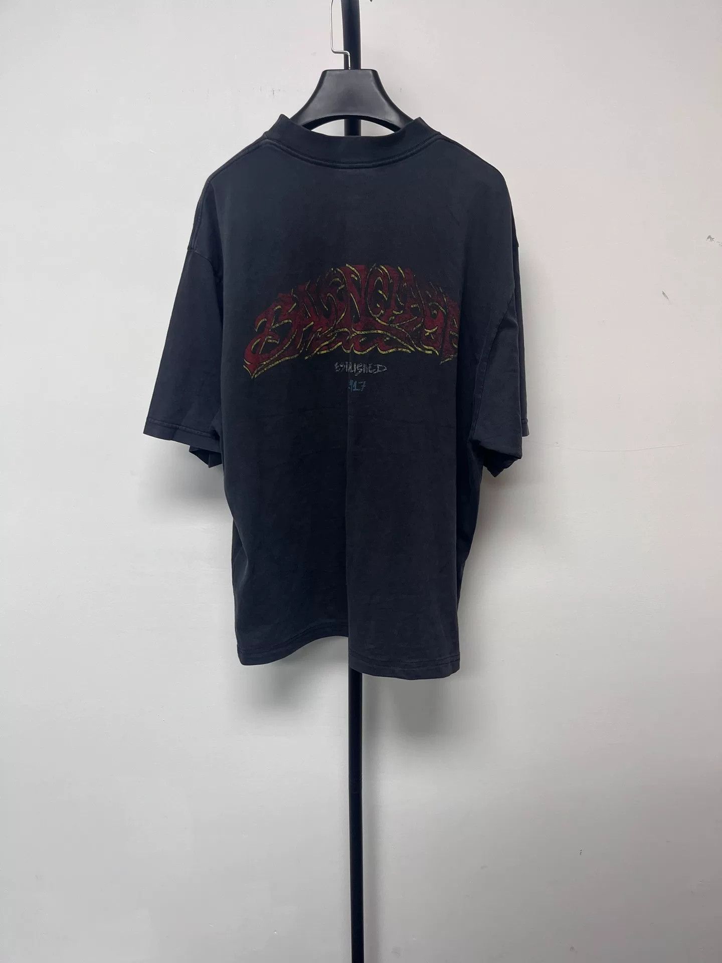Balenciaga Balenciaga Men's Crewneck Short-Sleeve T-Shirt Size US XS / EU 42 / 0 - 2 Thumbnail