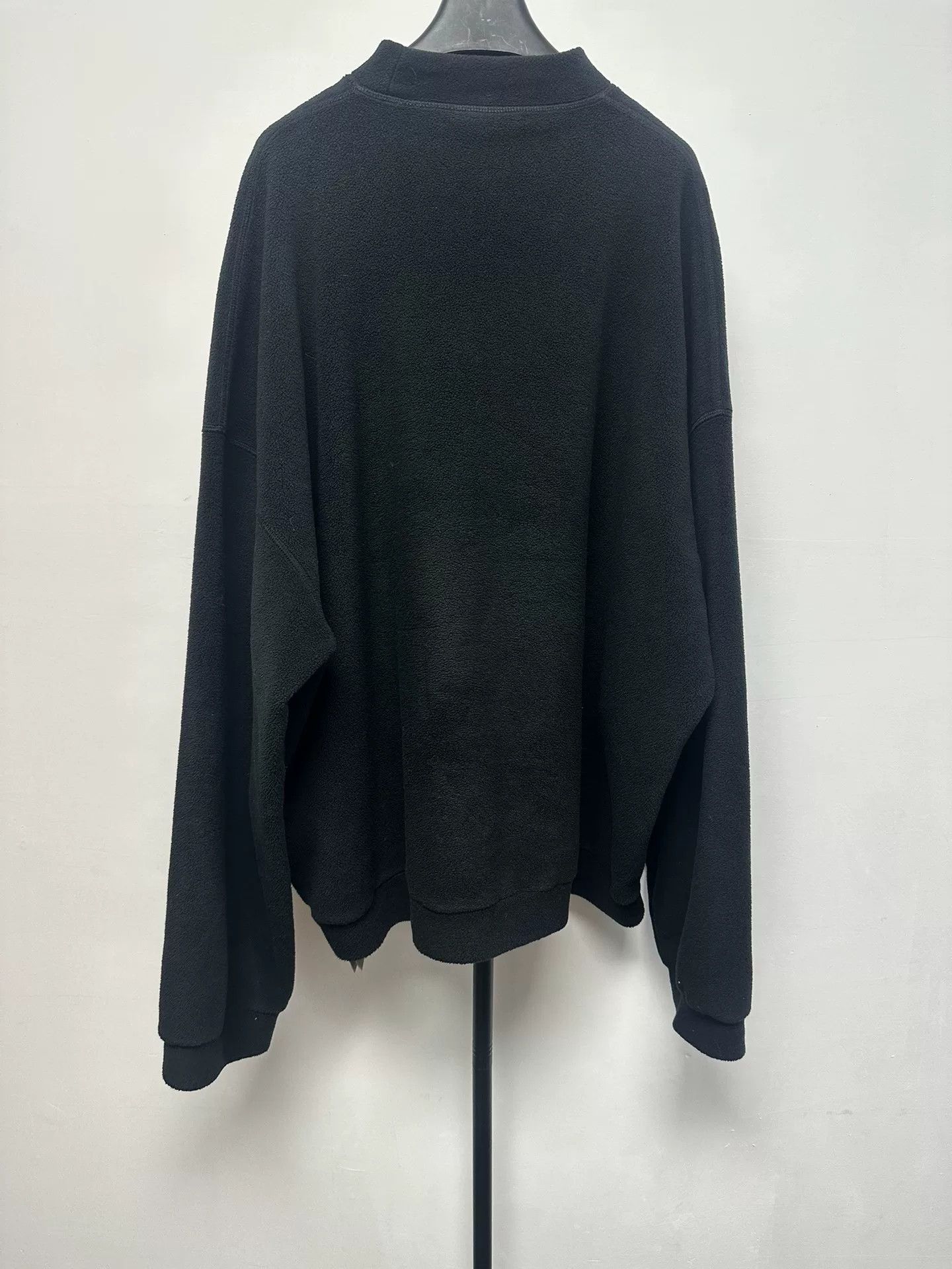 Balenciaga Balenciaga Printed Crewneck Long-Sleeve Sweatshirt Size US M / EU 48-50 / 2 - 2 Thumbnail