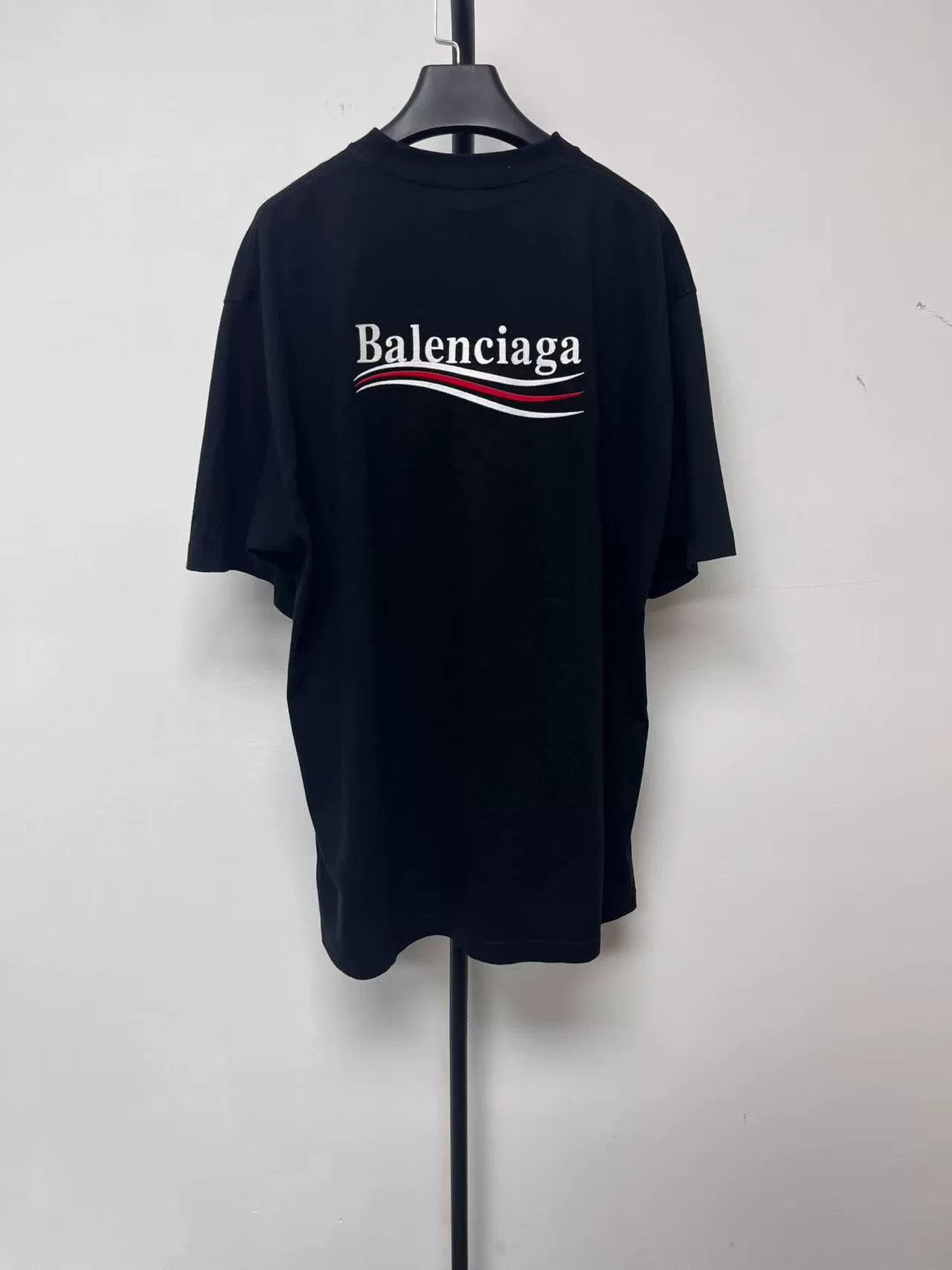 Balenciaga Balenciaga Men's Coke Embroidery Oversized T-shirt Size US M / EU 48-50 / 2 - 2 Thumbnail
