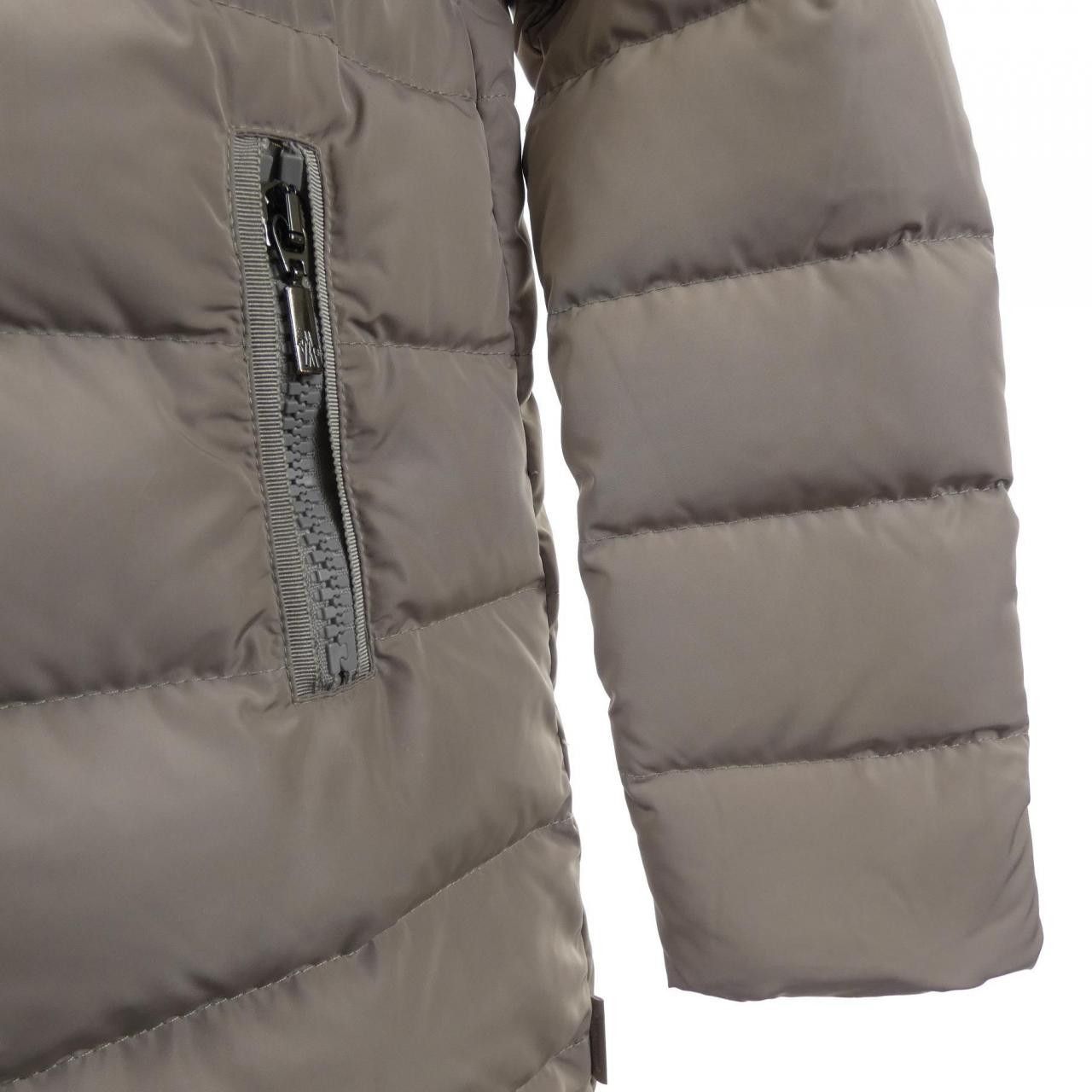 Moncler Moncler Moncler GERBOISE Down Coat Textile Outerwear GERBOISE DUTY FREE for USA Size ONE SIZE - 8 Thumbnail