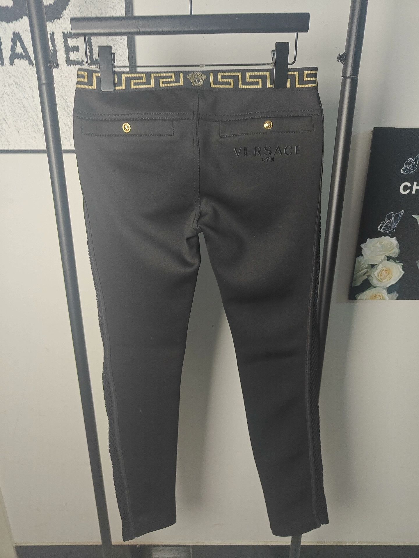 Versace Versace Retro White Casual Pants 32 Men Size US 32 / EU 48 - 2 Thumbnail