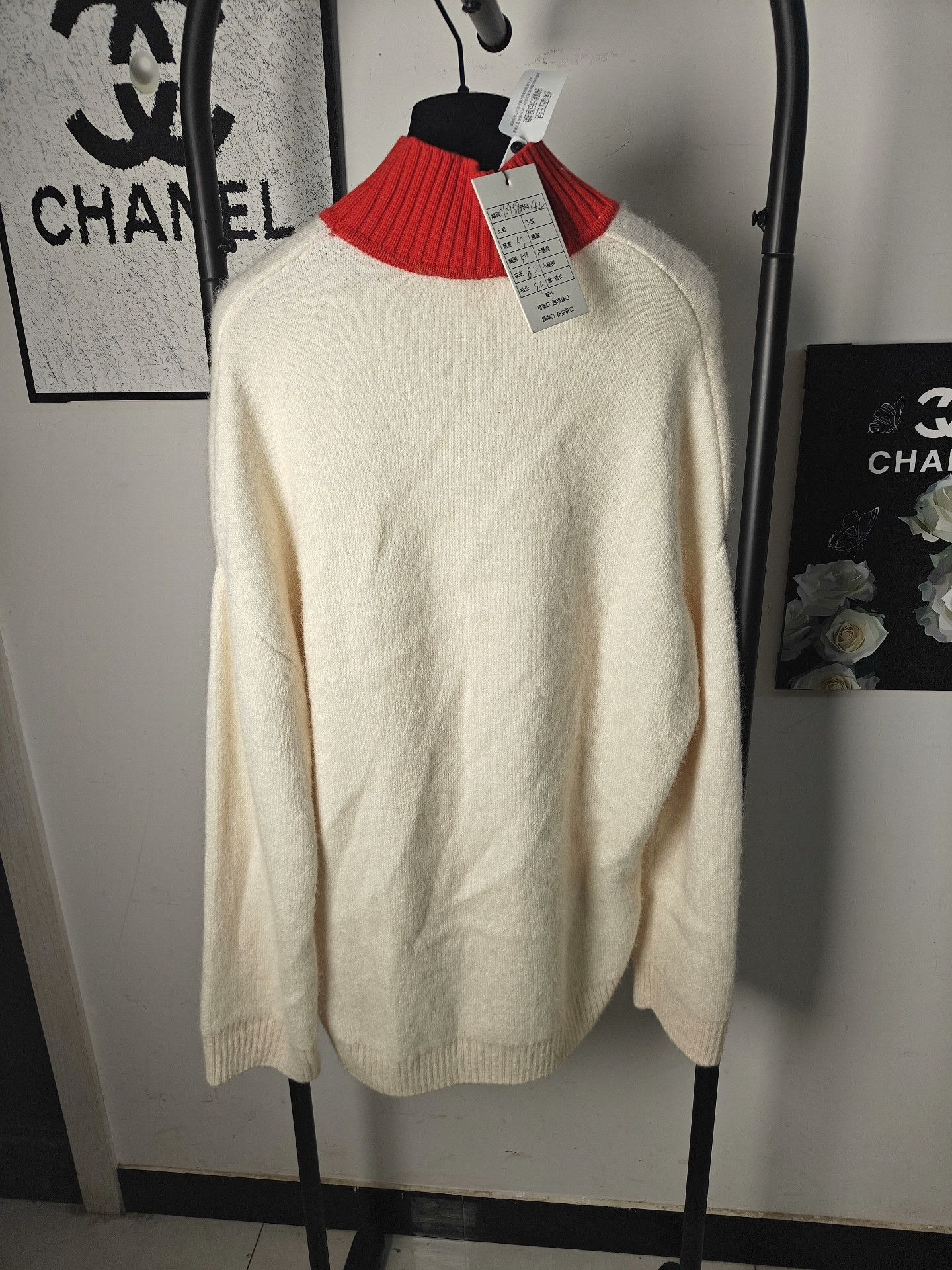 Fendi Fendi Knit White Sweater XL Women Size XL / US 12-14 / IT 48-50 - 2 Thumbnail