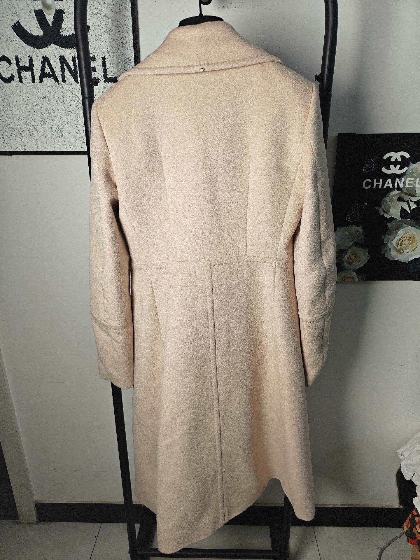 Max Mara Max Mara Wool White Coat M Women Size M / US 6-8 / IT 42-44 - 2 Thumbnail