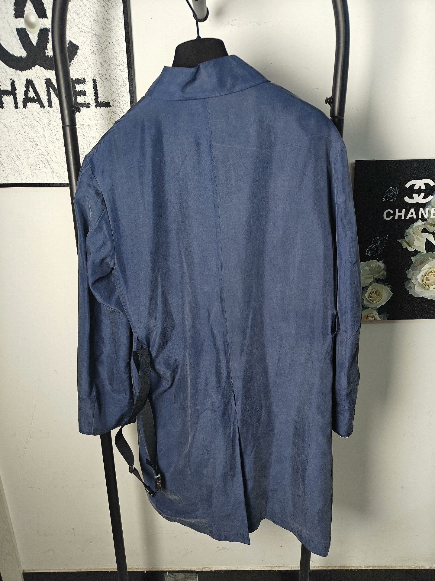 Prada Prada Long White Light Jacket xl Men Size US XL / EU 56 / 4 - 2 Thumbnail