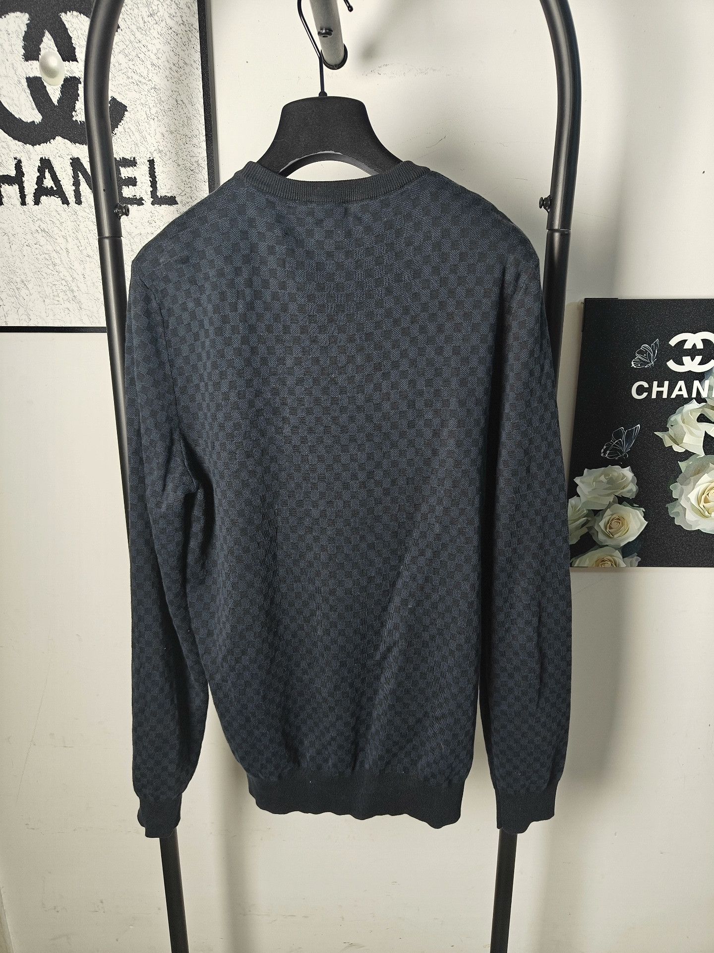 Louis Vuitton Louis Vuitton Checkered White Hoodie m Men Size US M / EU 48-50 / 2 - 2 Thumbnail