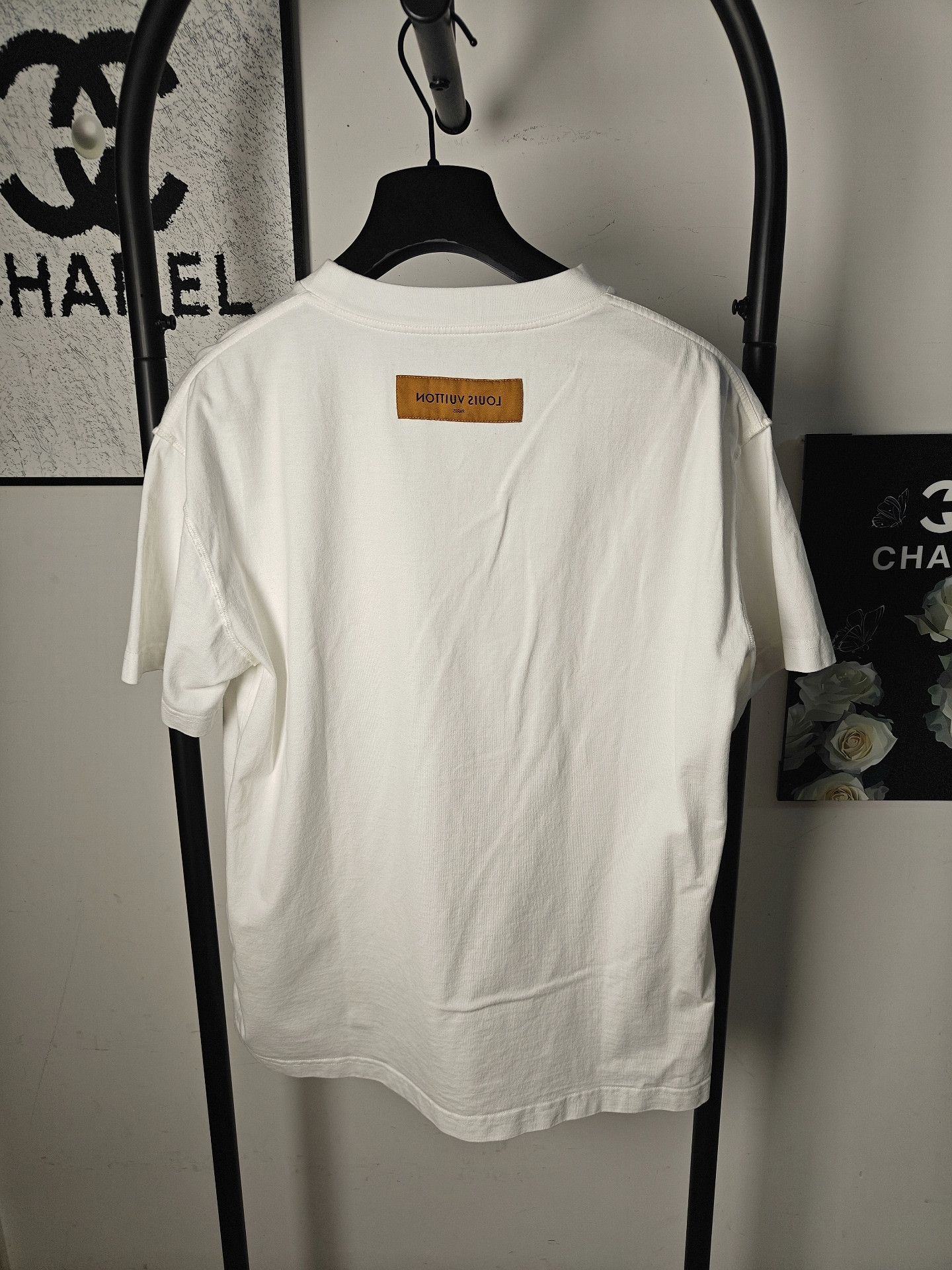 Louis Vuitton Louis Vuitton Retro White T-Shirt s Men Size US S / EU 44-46 / 1 - 2 Thumbnail