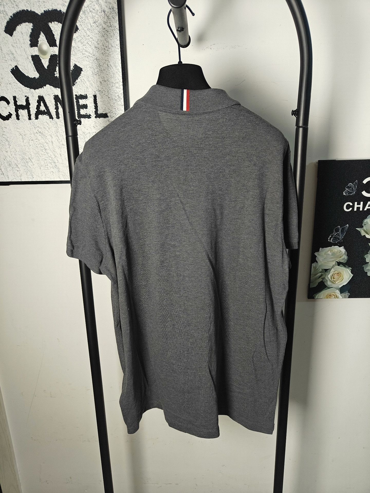 Moncler Moncler Retro White T-Shirt m Men Size US M / EU 48-50 / 2 - 2 Thumbnail