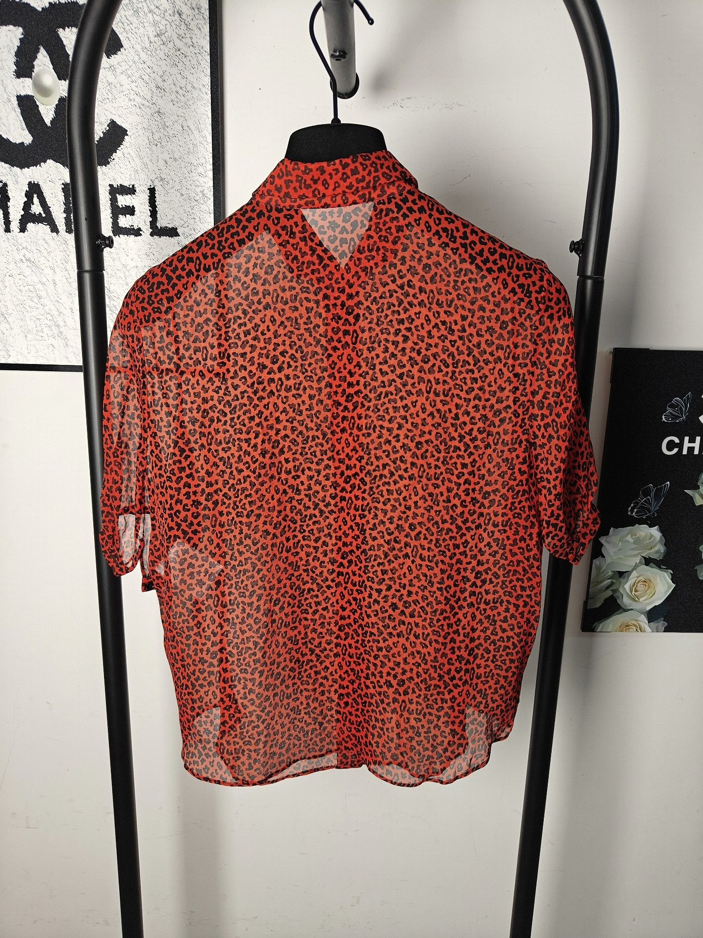 Dior Dior Silk White Button Up S Women Size S / US 4 / IT 40 - 2 Thumbnail