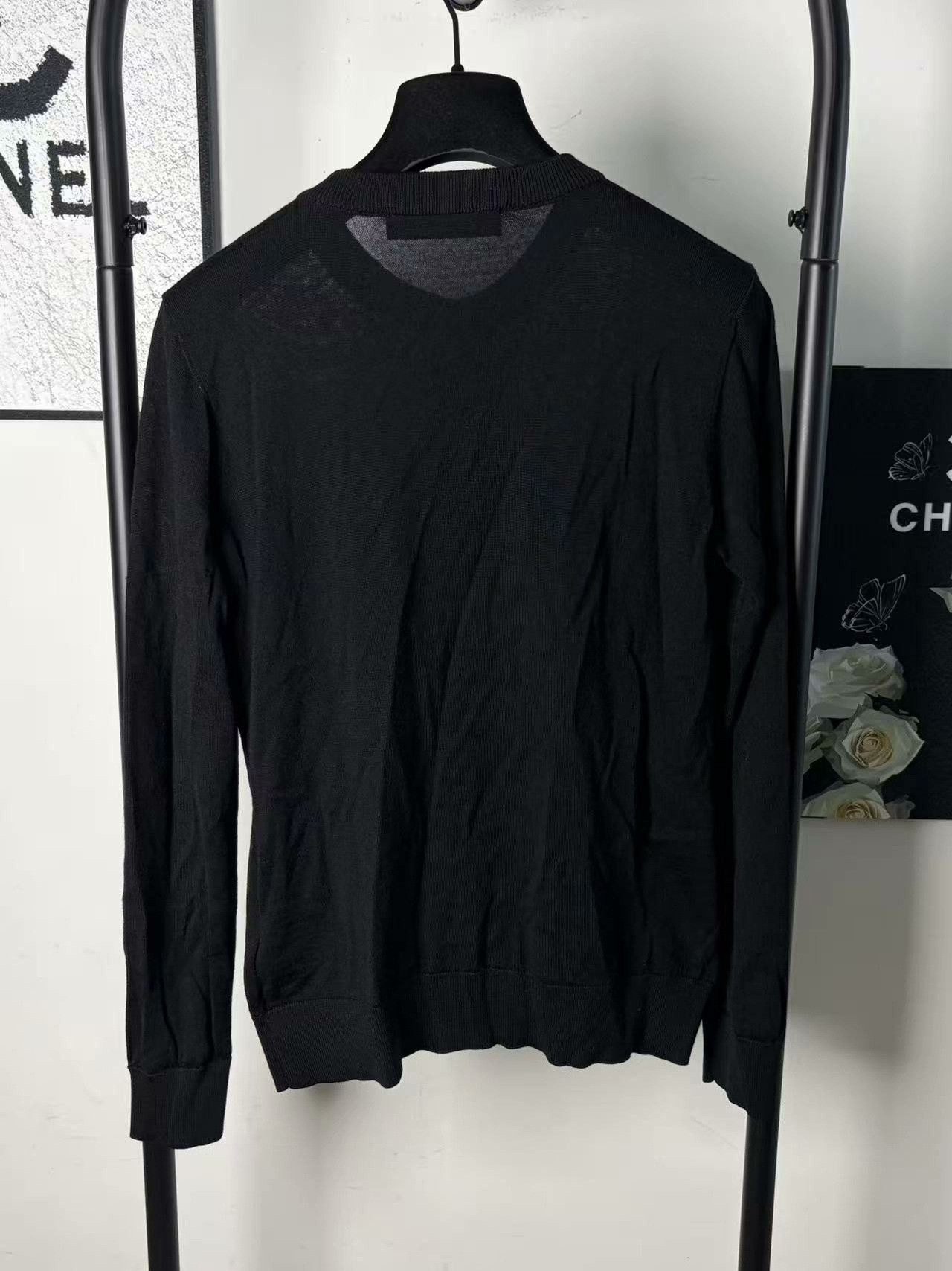 Versace Versace Retro Embroidered White Sweater m Men Size US M / EU 48-50 / 2 - 2 Thumbnail