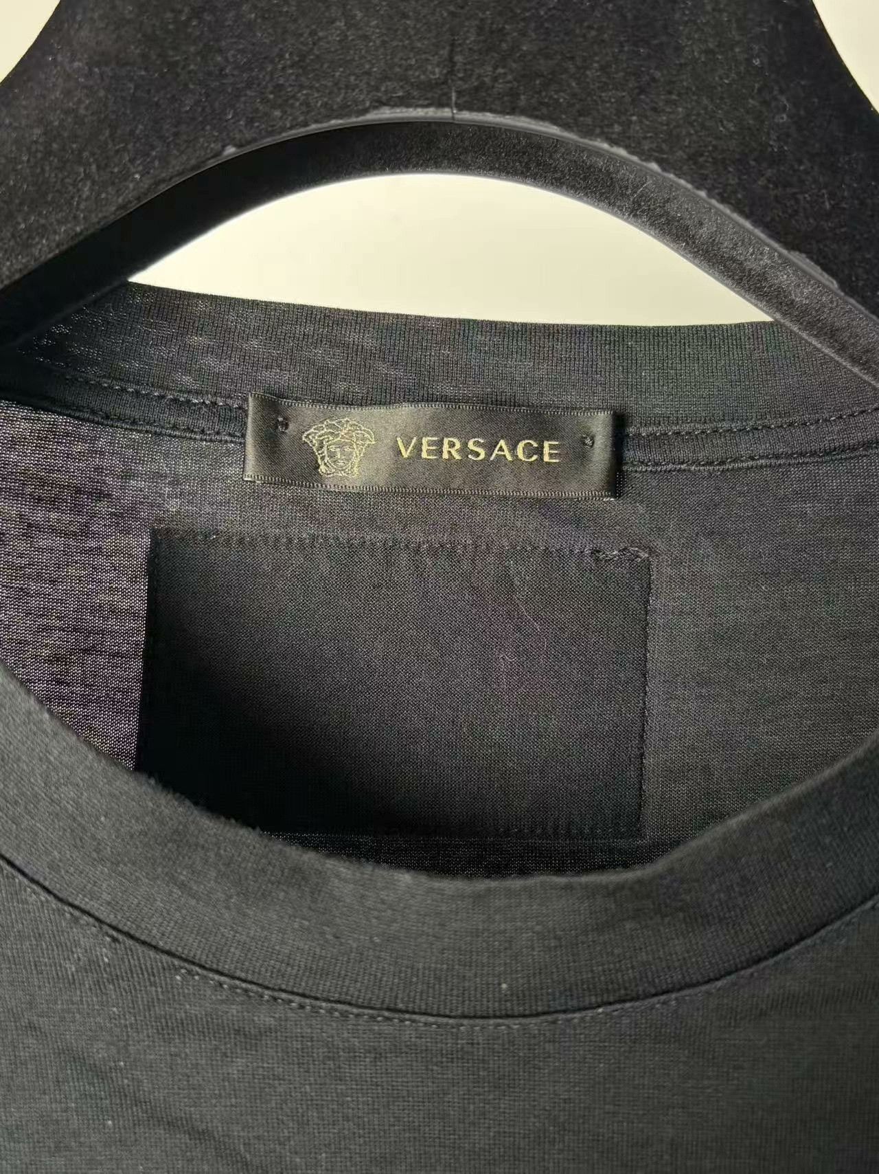 Versace Versace White T-Shirt m Men Size US M / EU 48-50 / 2 - 3 Thumbnail