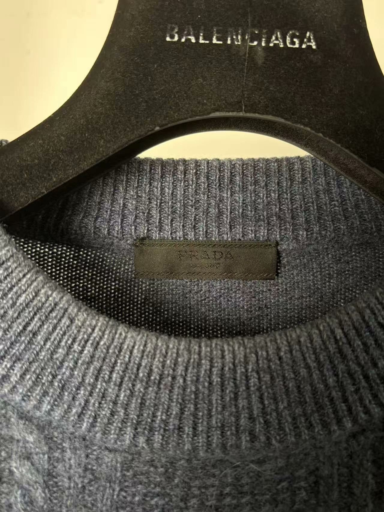 Prada Prada Knit White Sweater l Men Size US L / EU 52-54 / 3 - 4 Thumbnail