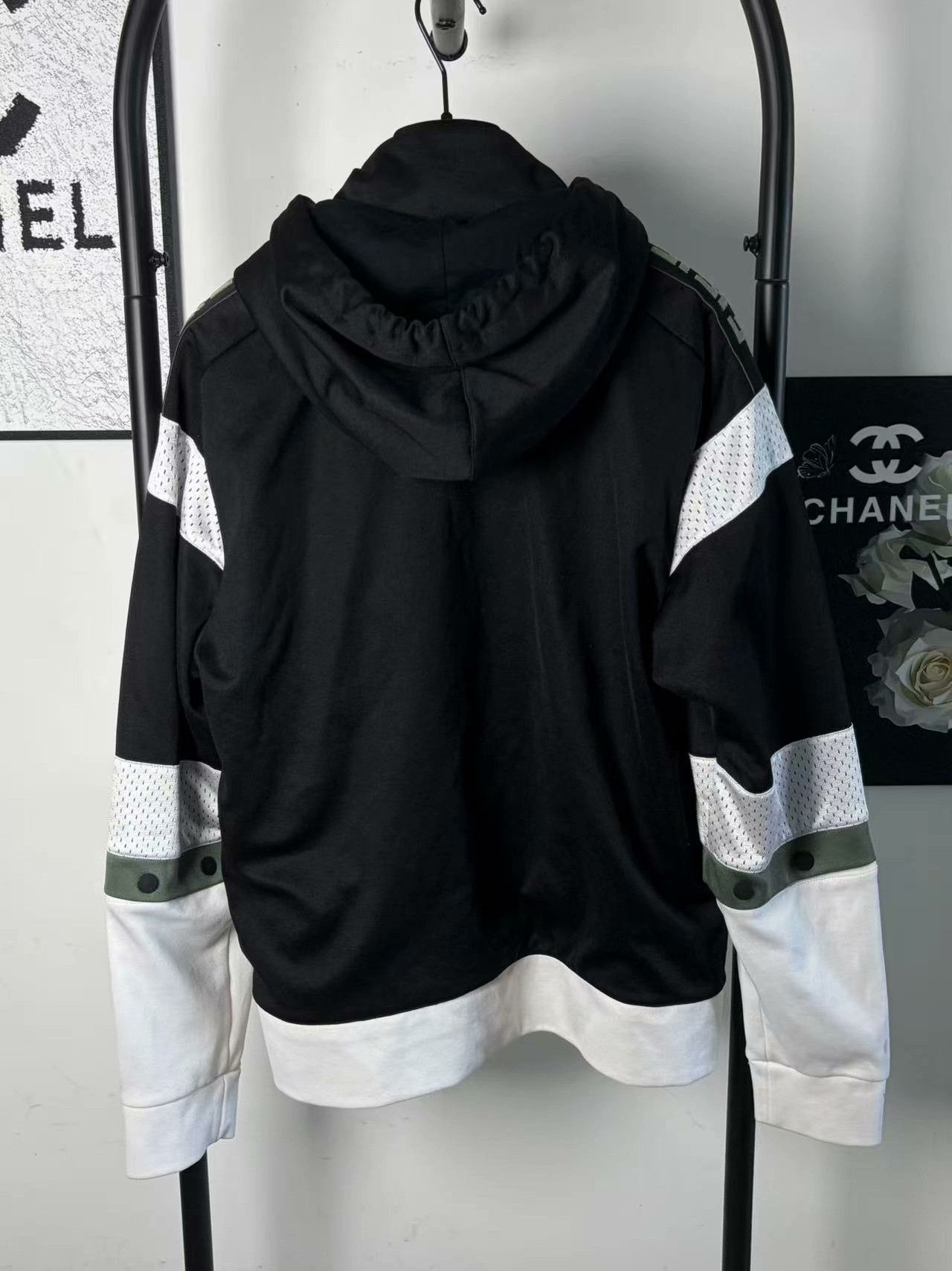 Fendi Fendi White Light Jacket m Men Size US M / EU 48-50 / 2 - 2 Thumbnail