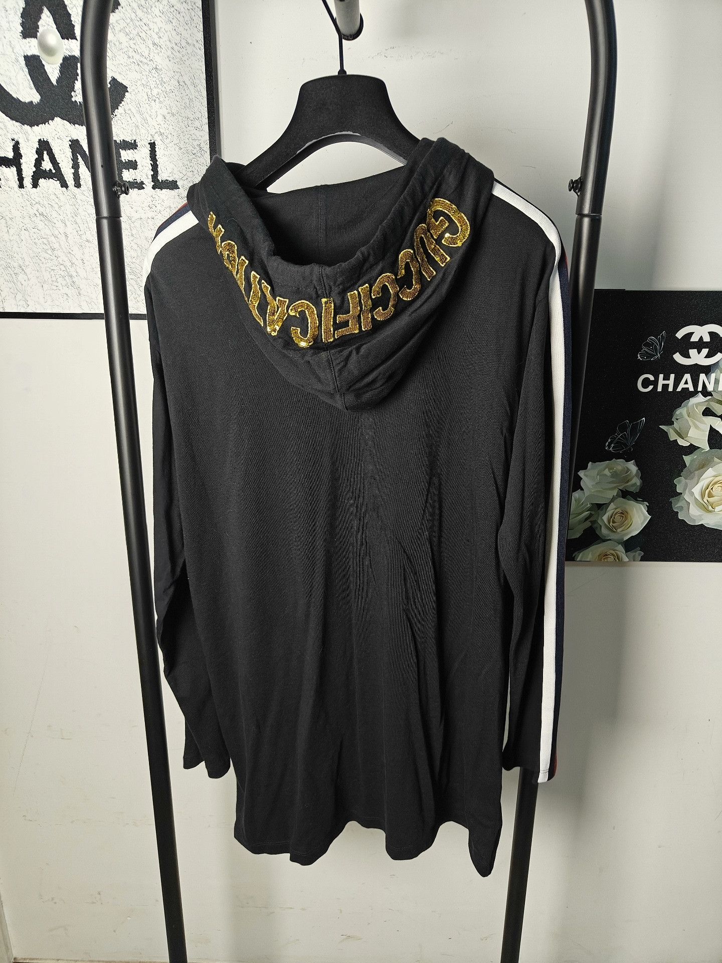 Gucci Gucci White T-Shirt S Women Size S / US 4 / IT 40 - 2 Thumbnail