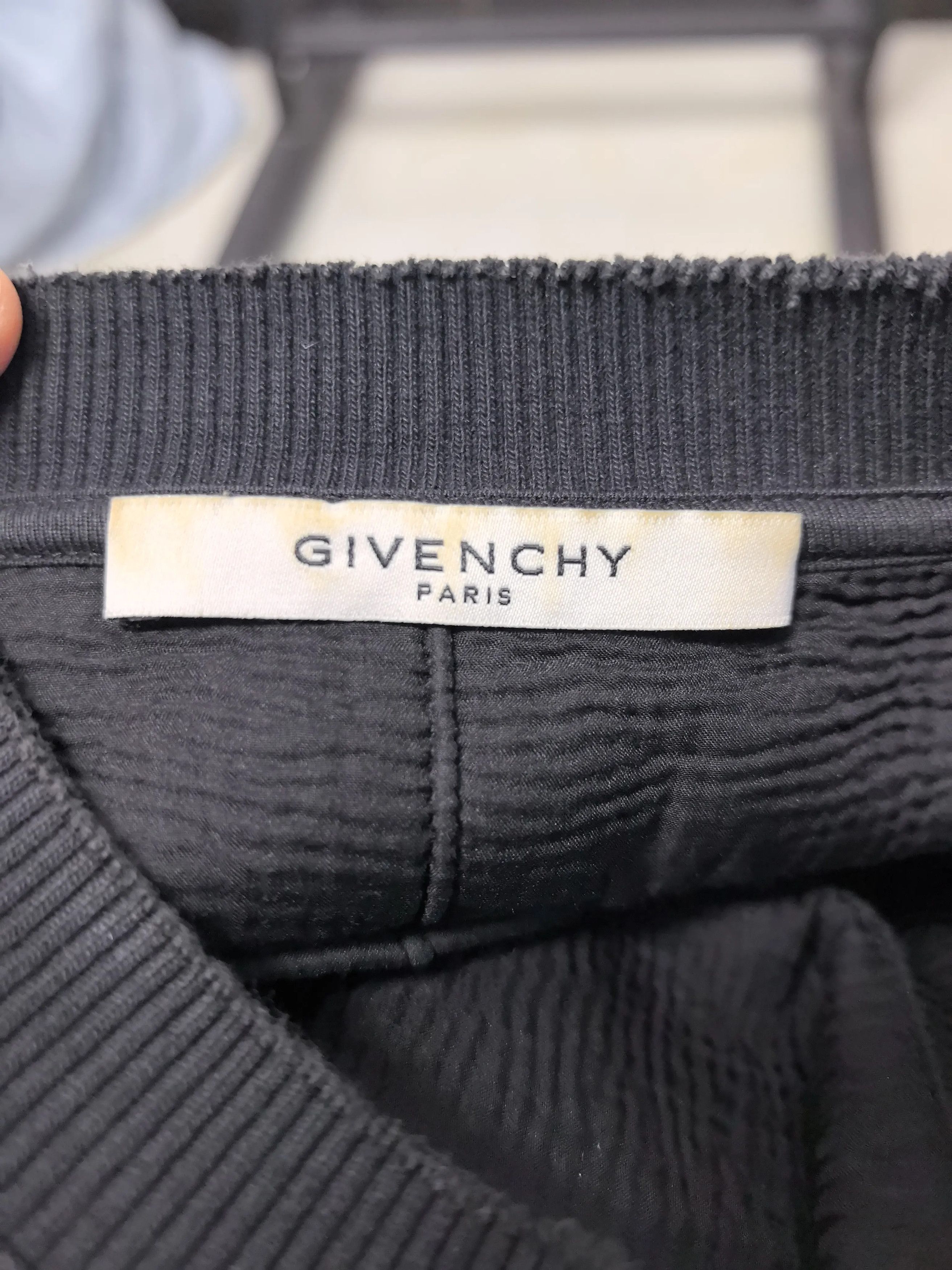 Givenchy Givenchy Distressed White Hoodie m Men Size US M / EU 48-50 / 2 - 3 Thumbnail