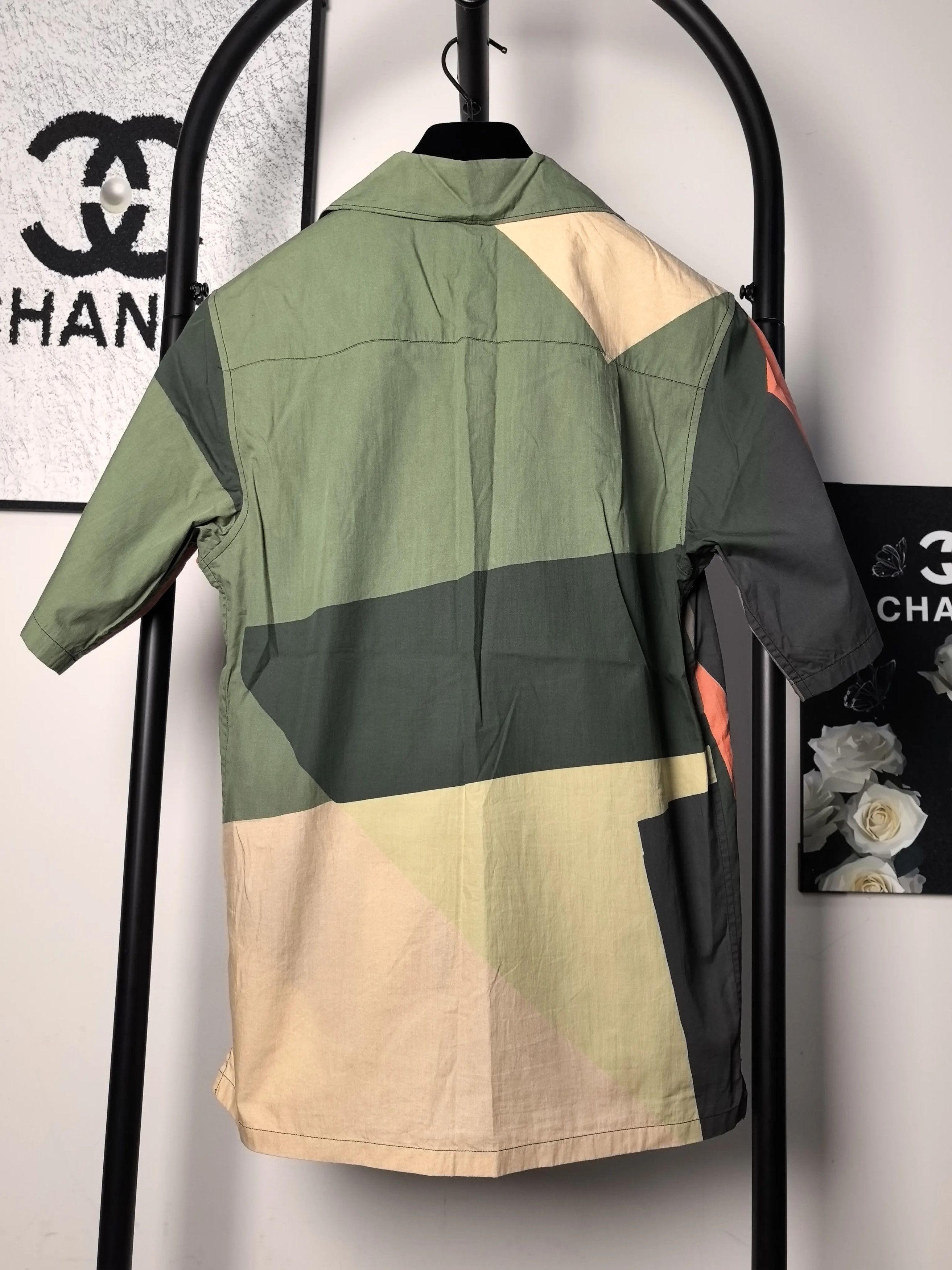 Prada Prada Printed Graphic White Shirt m Men Size US M / EU 48-50 / 2 - 2 Thumbnail
