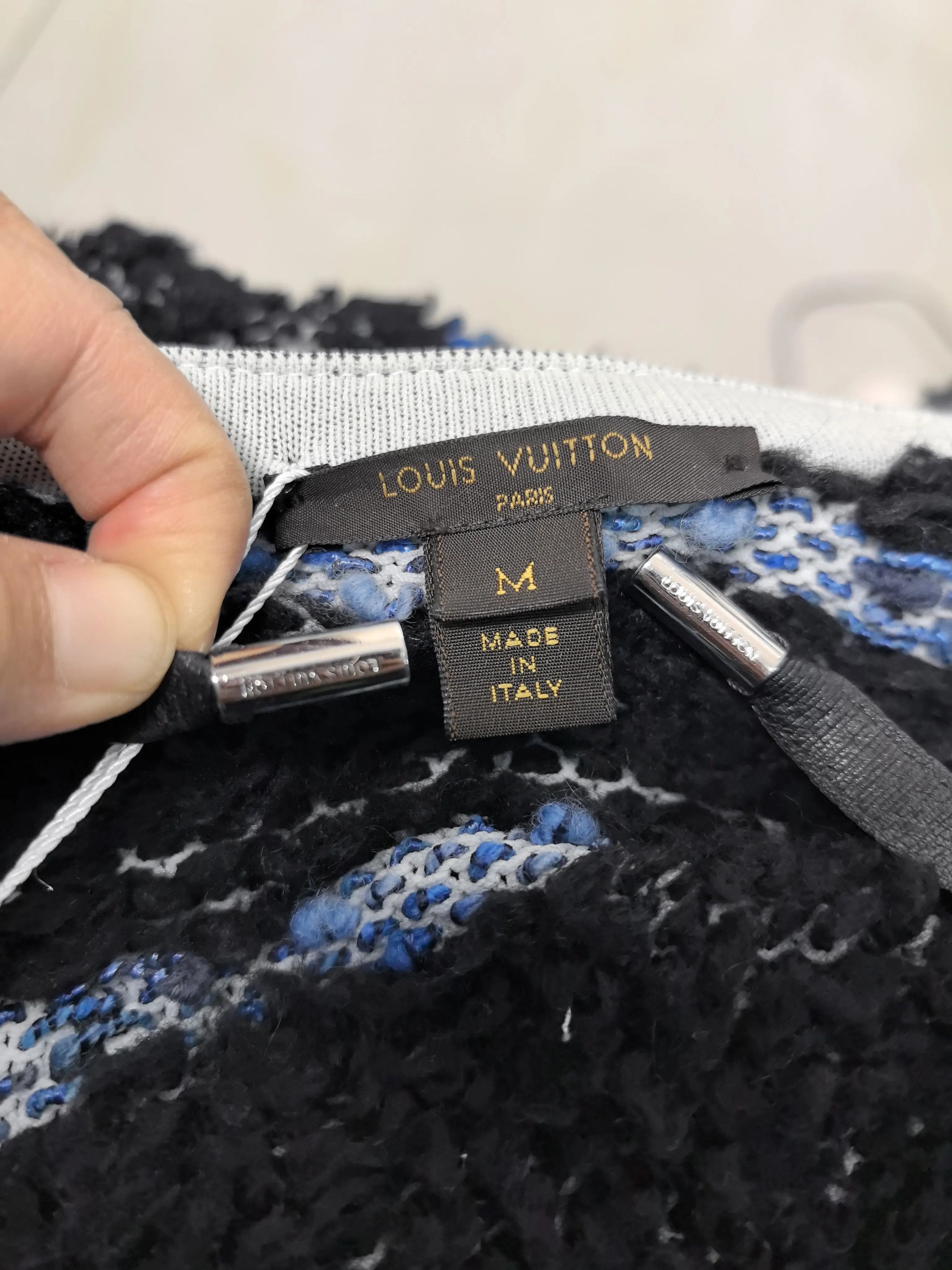 Louis Vuitton Louis Vuitton Knit Wool White Sweater M Women Size M / US 6-8 / IT 42-44 - 3 Thumbnail