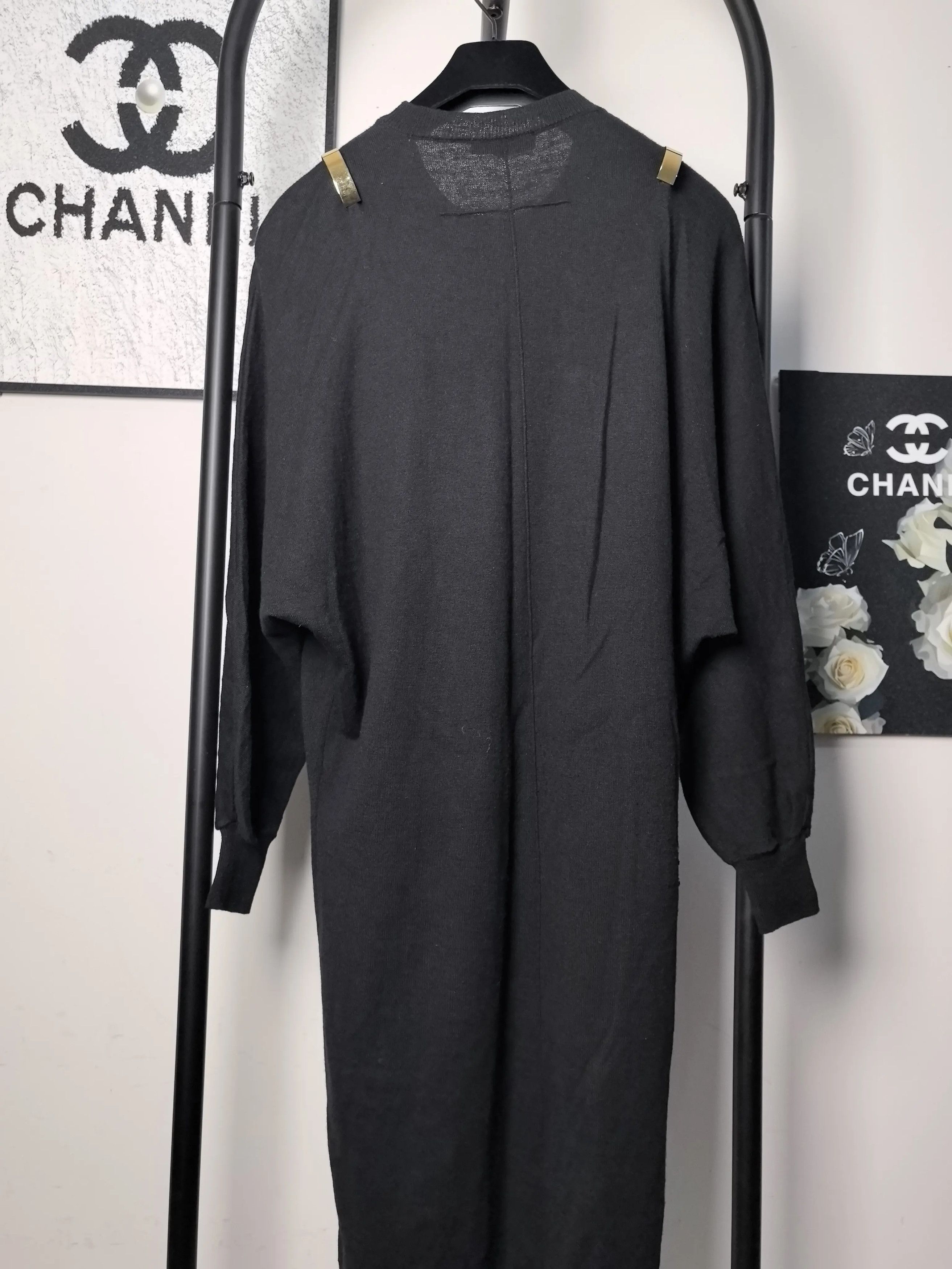 Givenchy Givenchy Wool White T-Shirt M Women Size M / US 6-8 / IT 42-44 - 2 Thumbnail