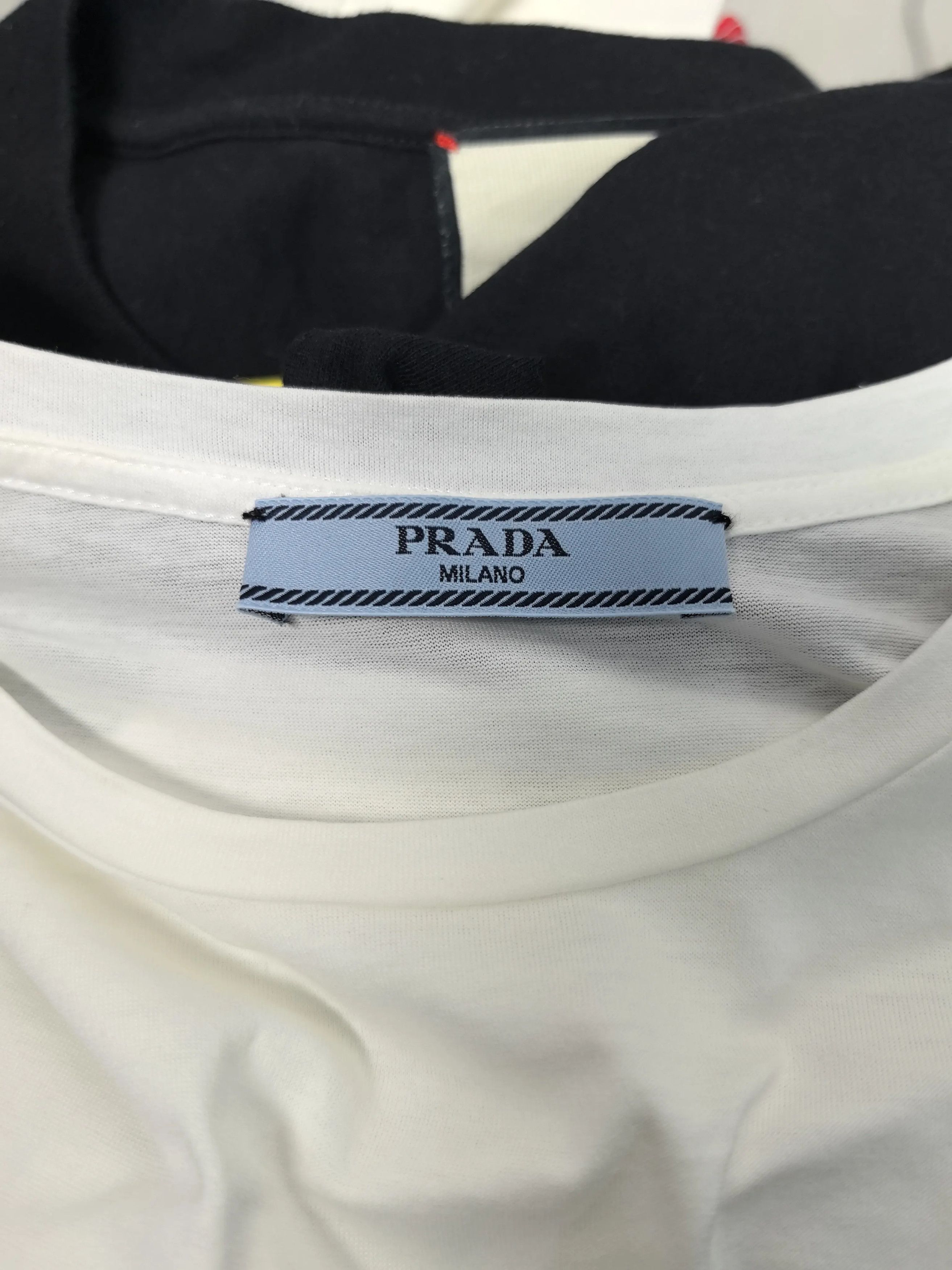 Prada Prada White T-Shirt m Men Size US M / EU 48-50 / 2 - 3 Thumbnail