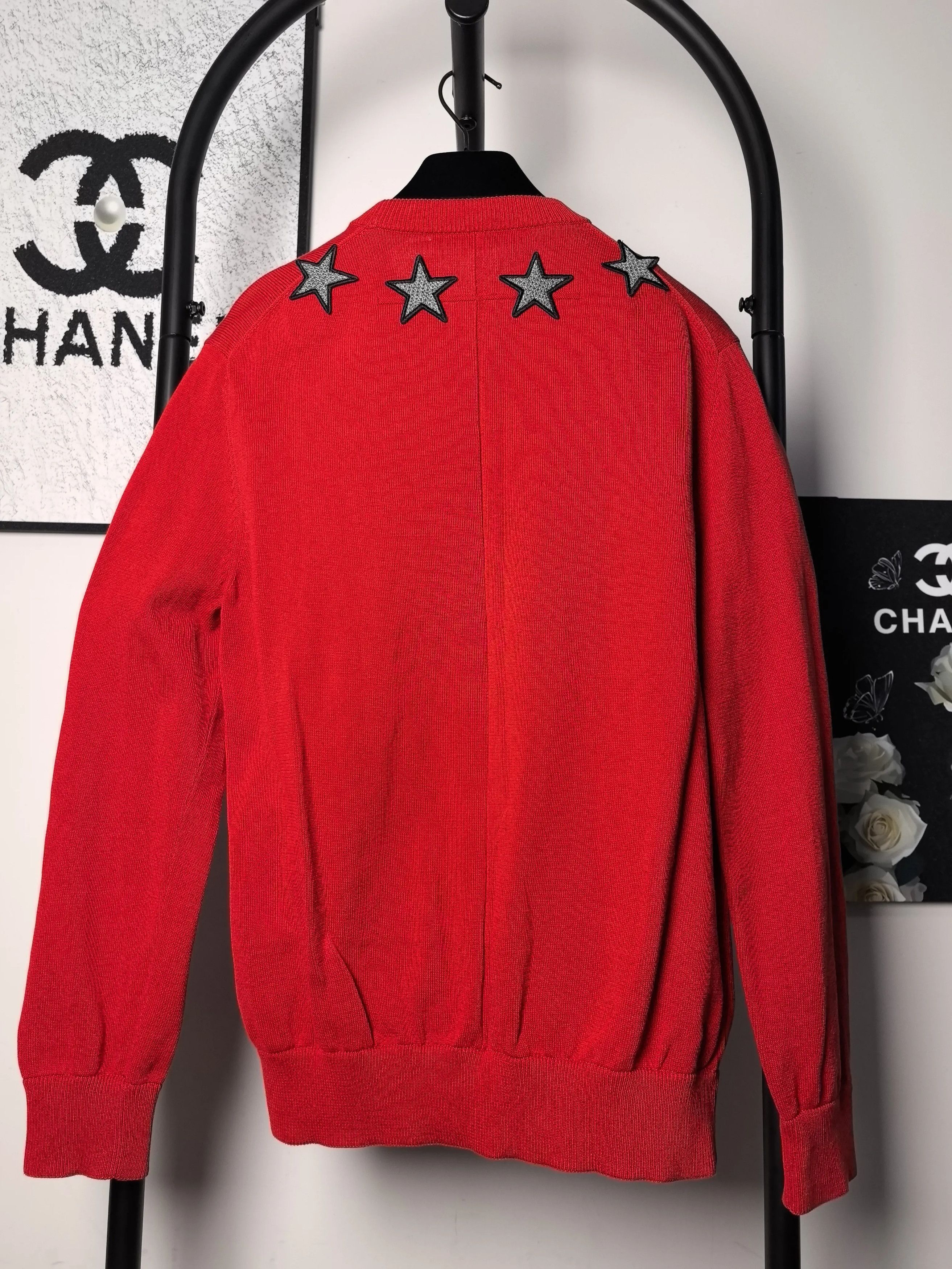 Givenchy Givenchy Knit White Sweater M Women Size M / US 6-8 / IT 42-44 - 2 Thumbnail