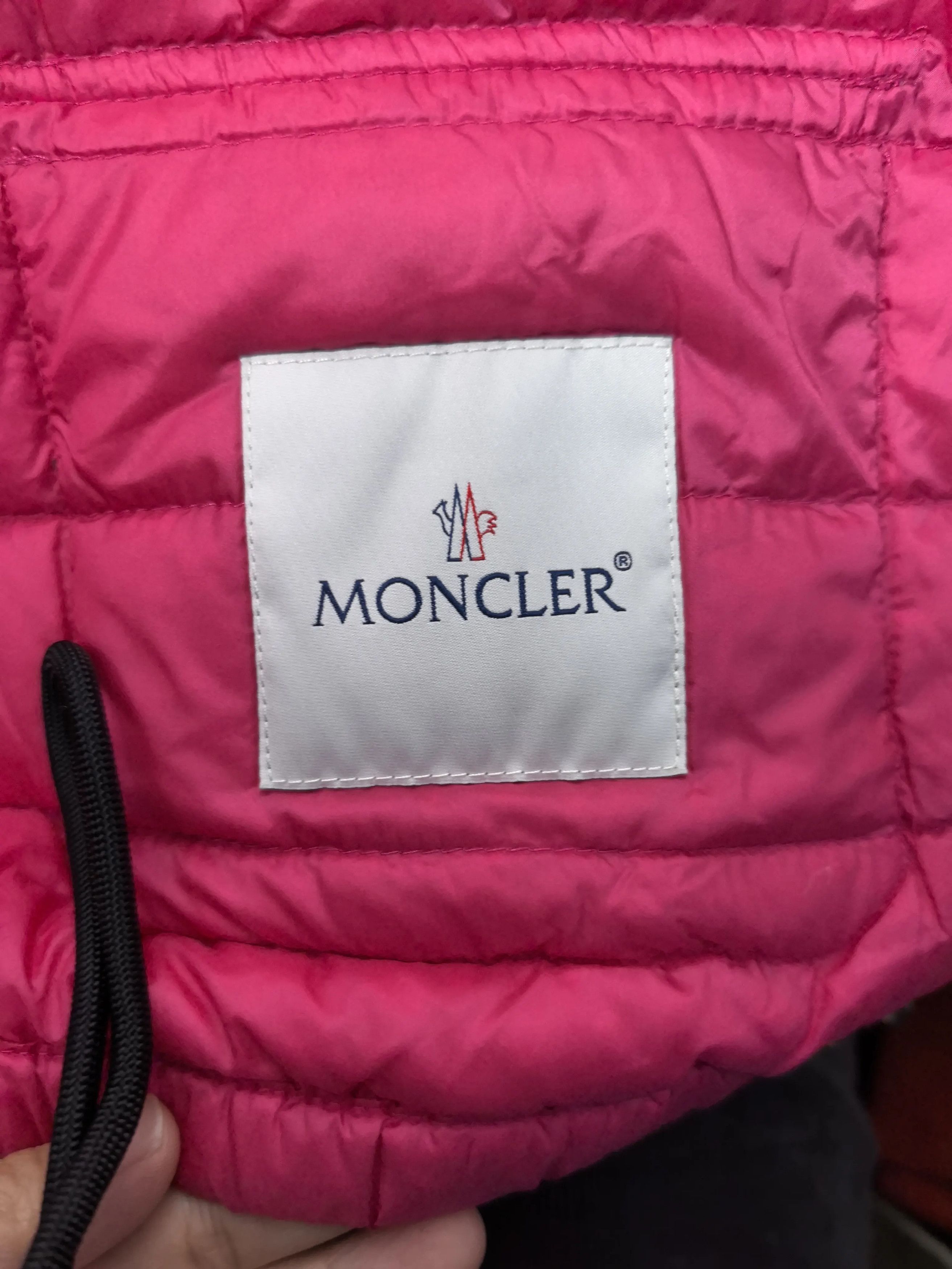 Moncler Moncler Lightweight Down White Heavy Coat s Men Size US S / EU 44-46 / 1 - 3 Thumbnail