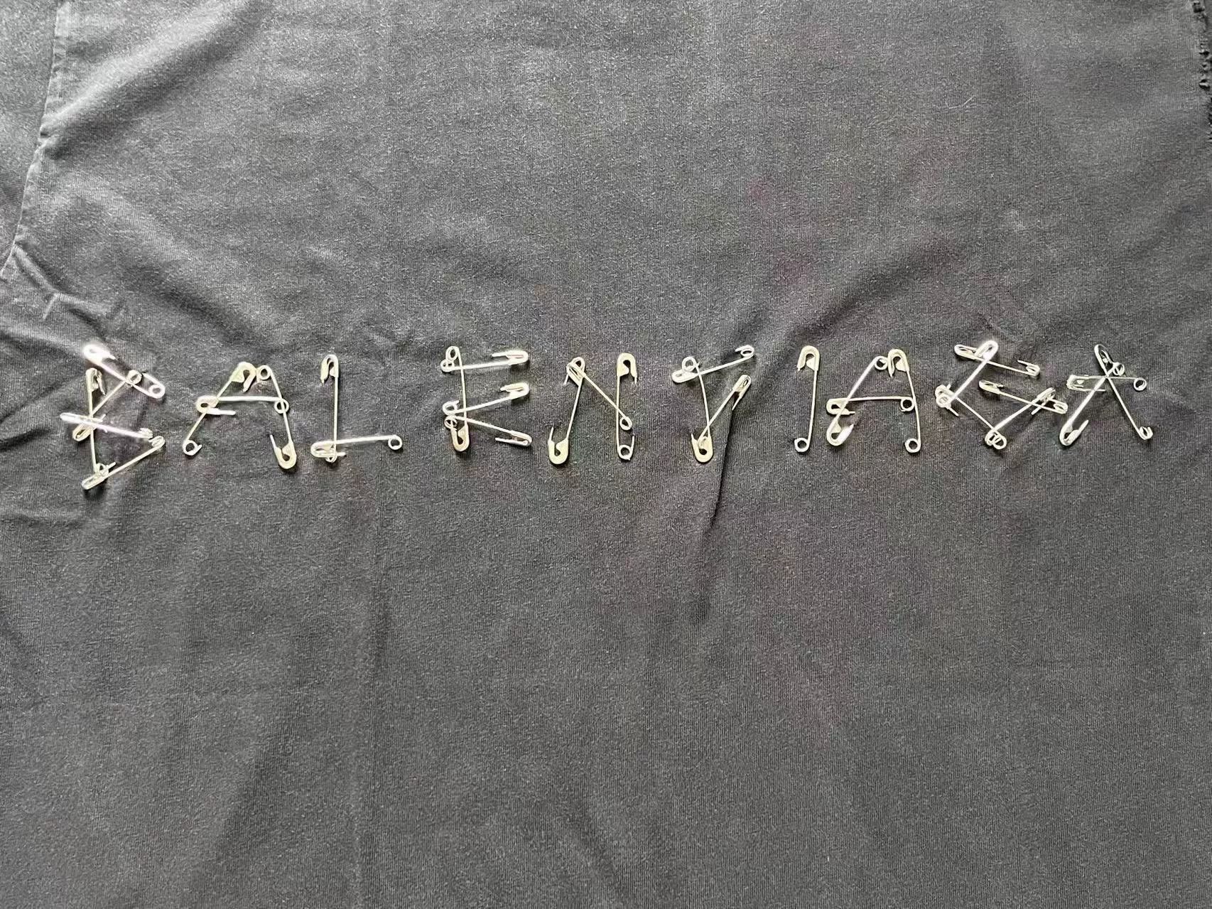 Balenciaga Balenciaga Paperclip Pin Letter Washed Vintage Tee Size US S / EU 44-46 / 1 - 3 Thumbnail